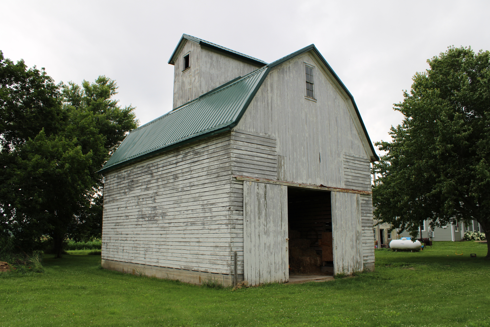 main property photo 22