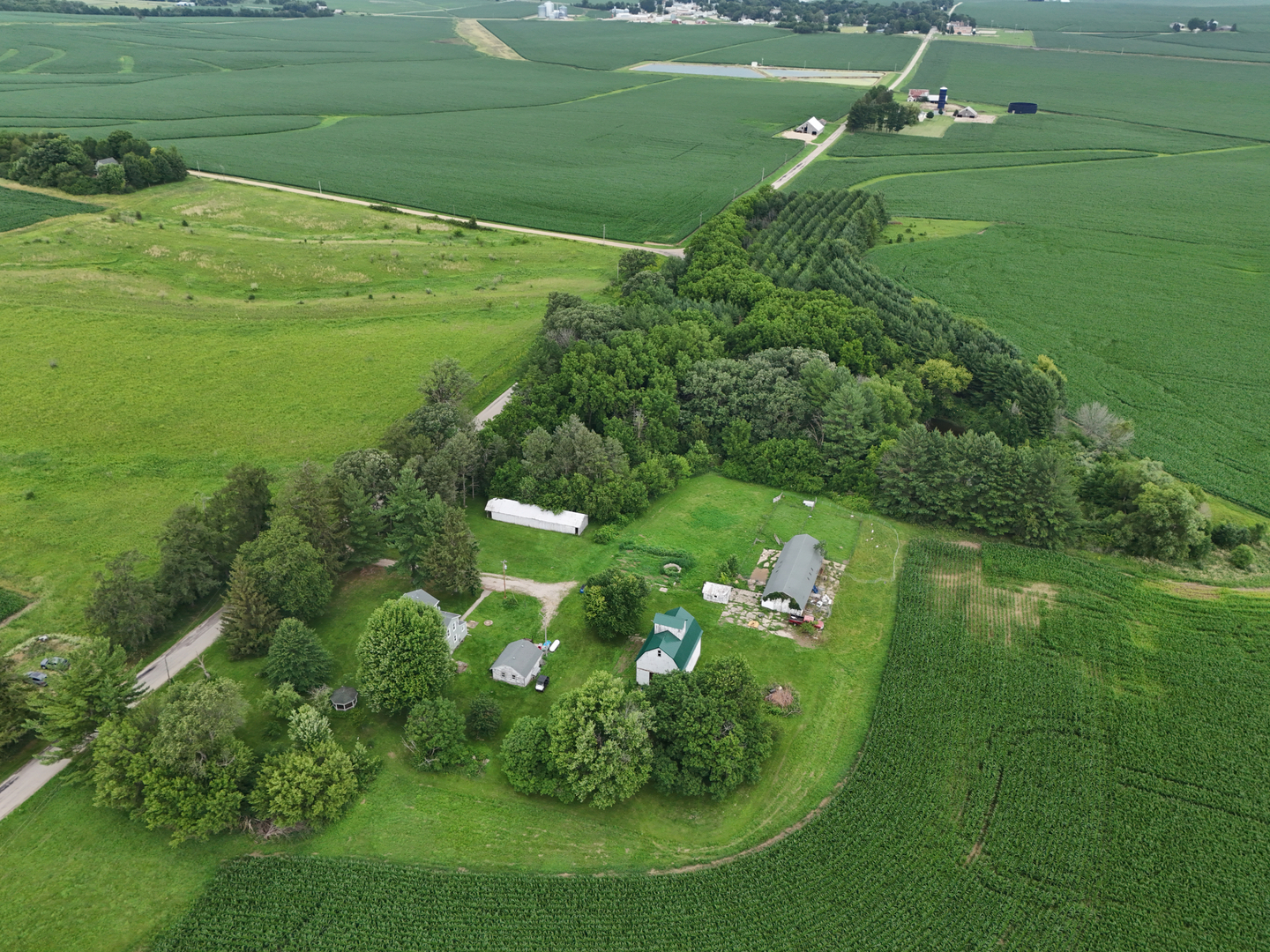 main property photo 31