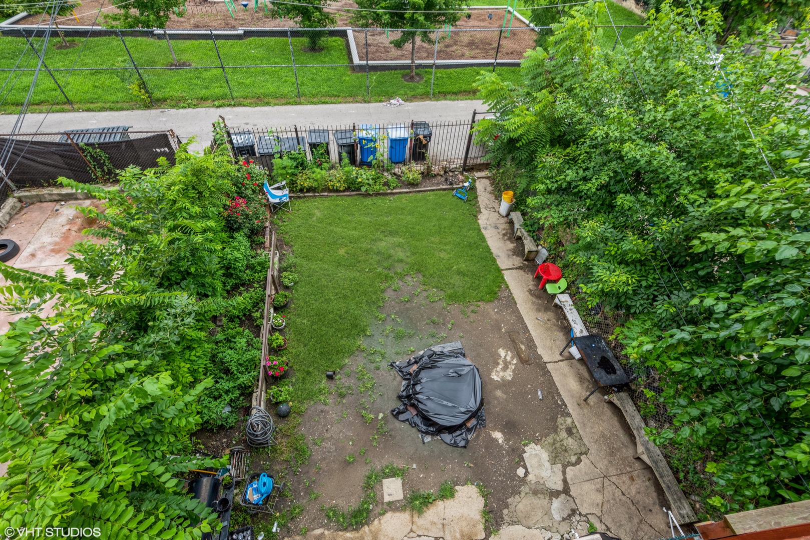 main property photo 18