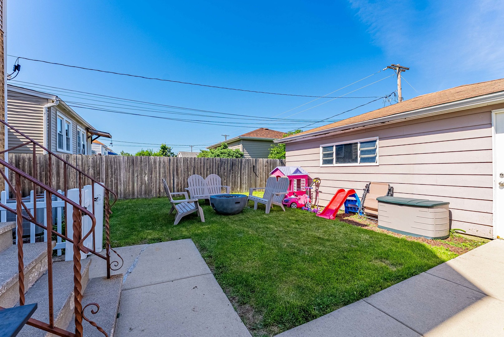 main property photo 35