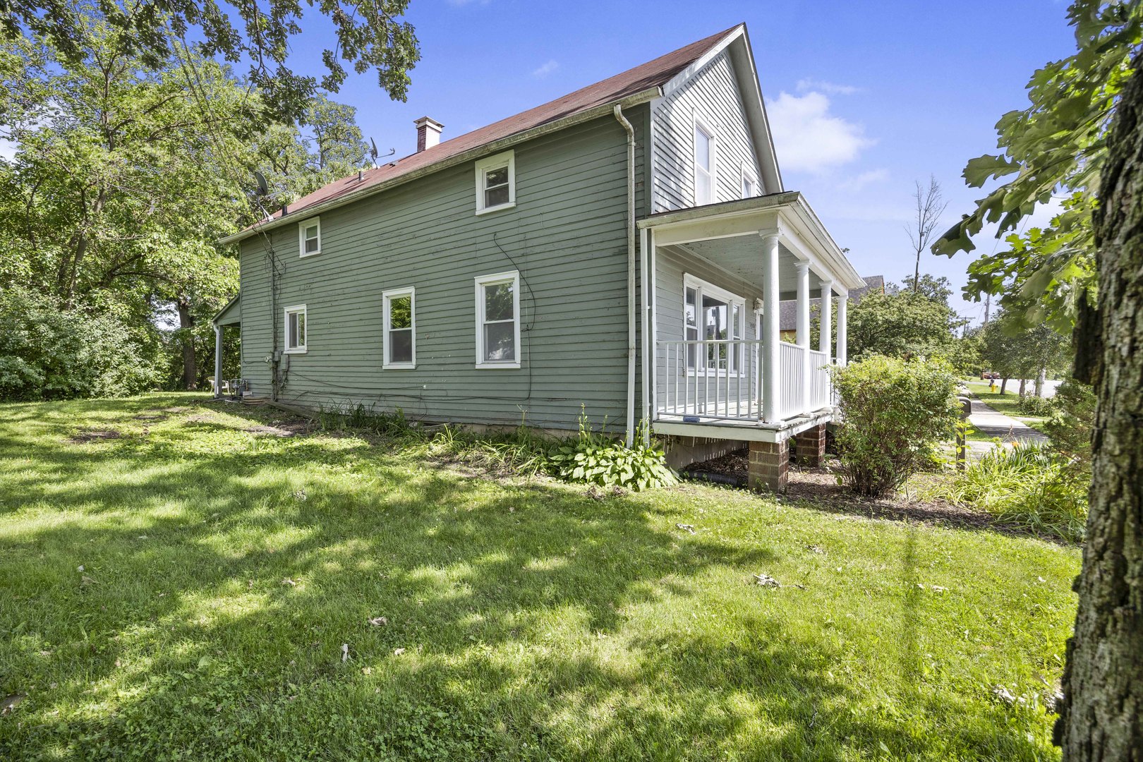 main property photo 4