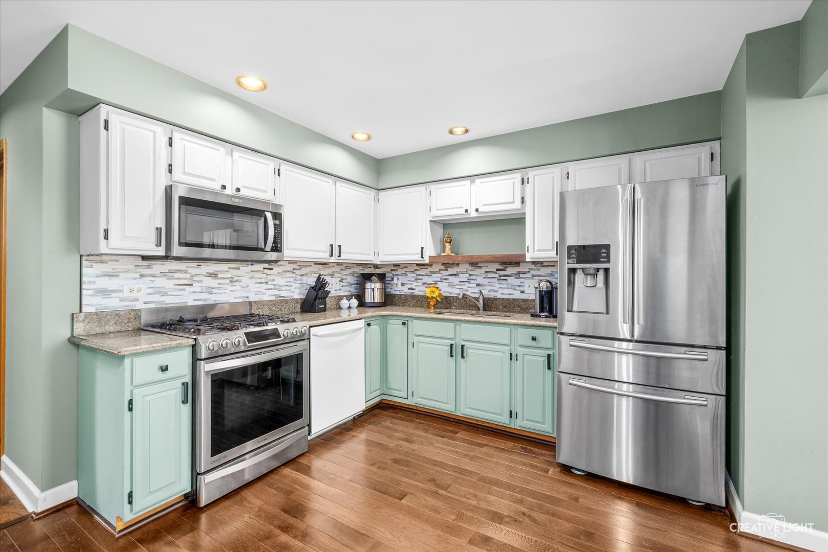 main property photo 7