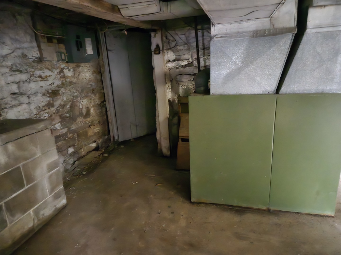 main property photo 19