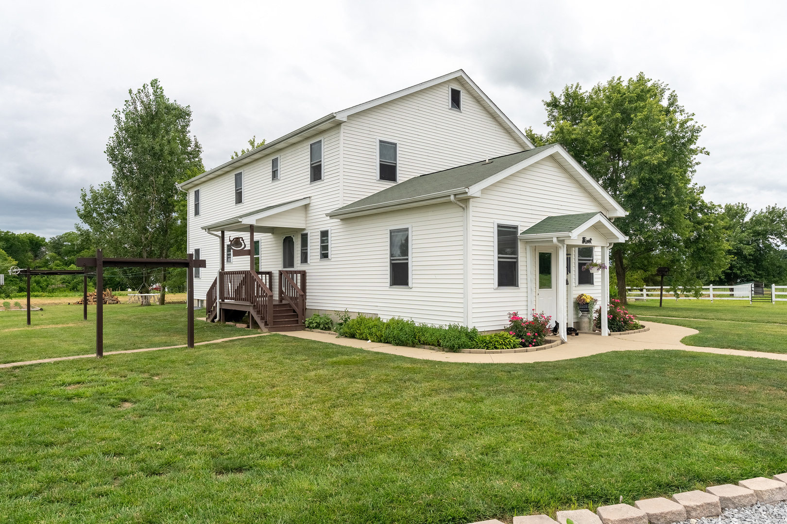 main property photo 15