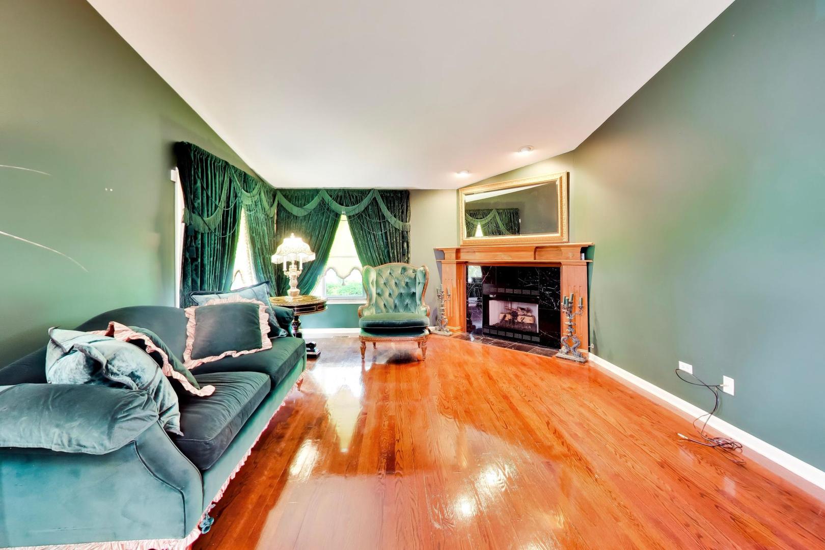 main property photo 7