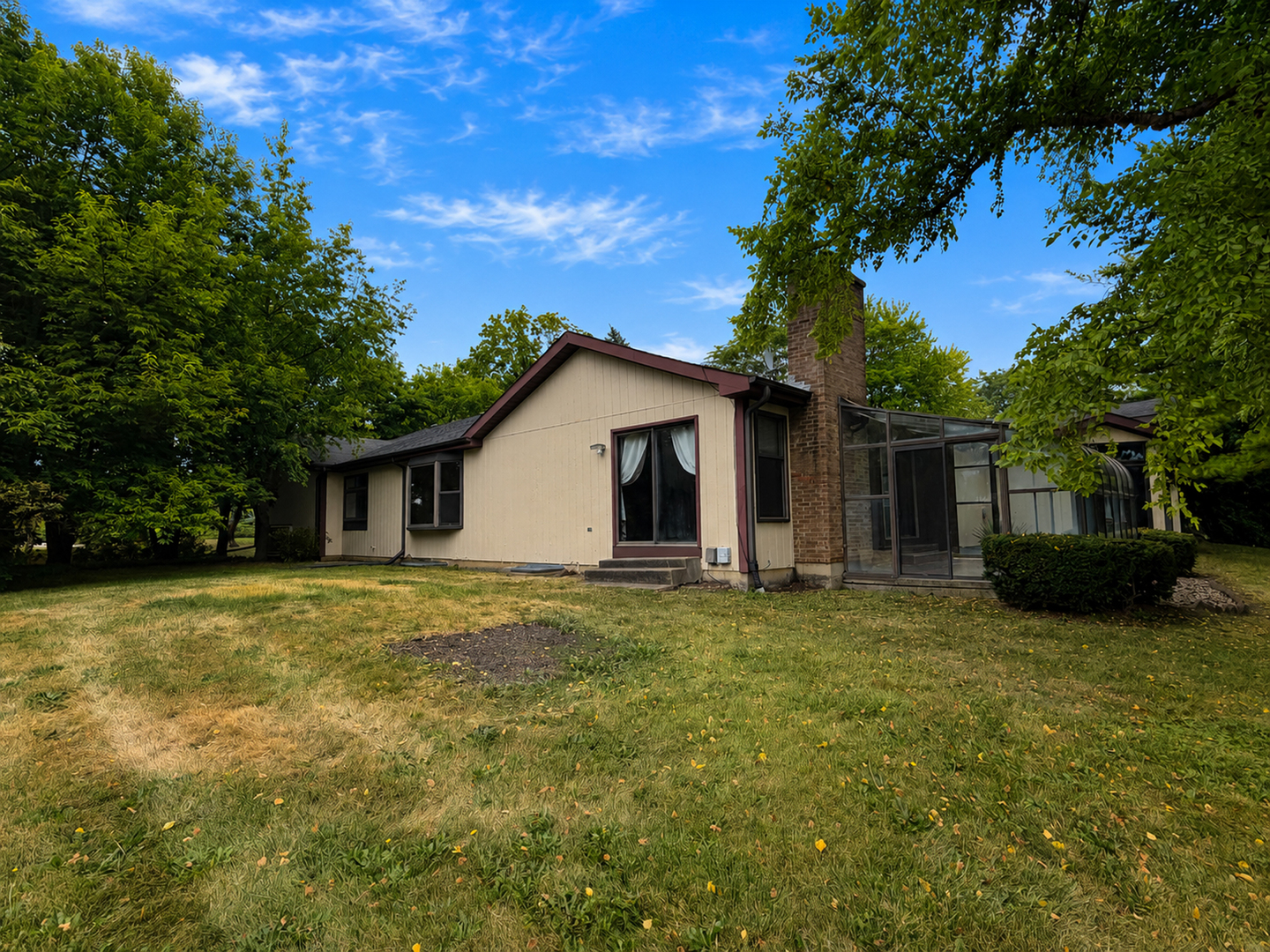 main property photo 45