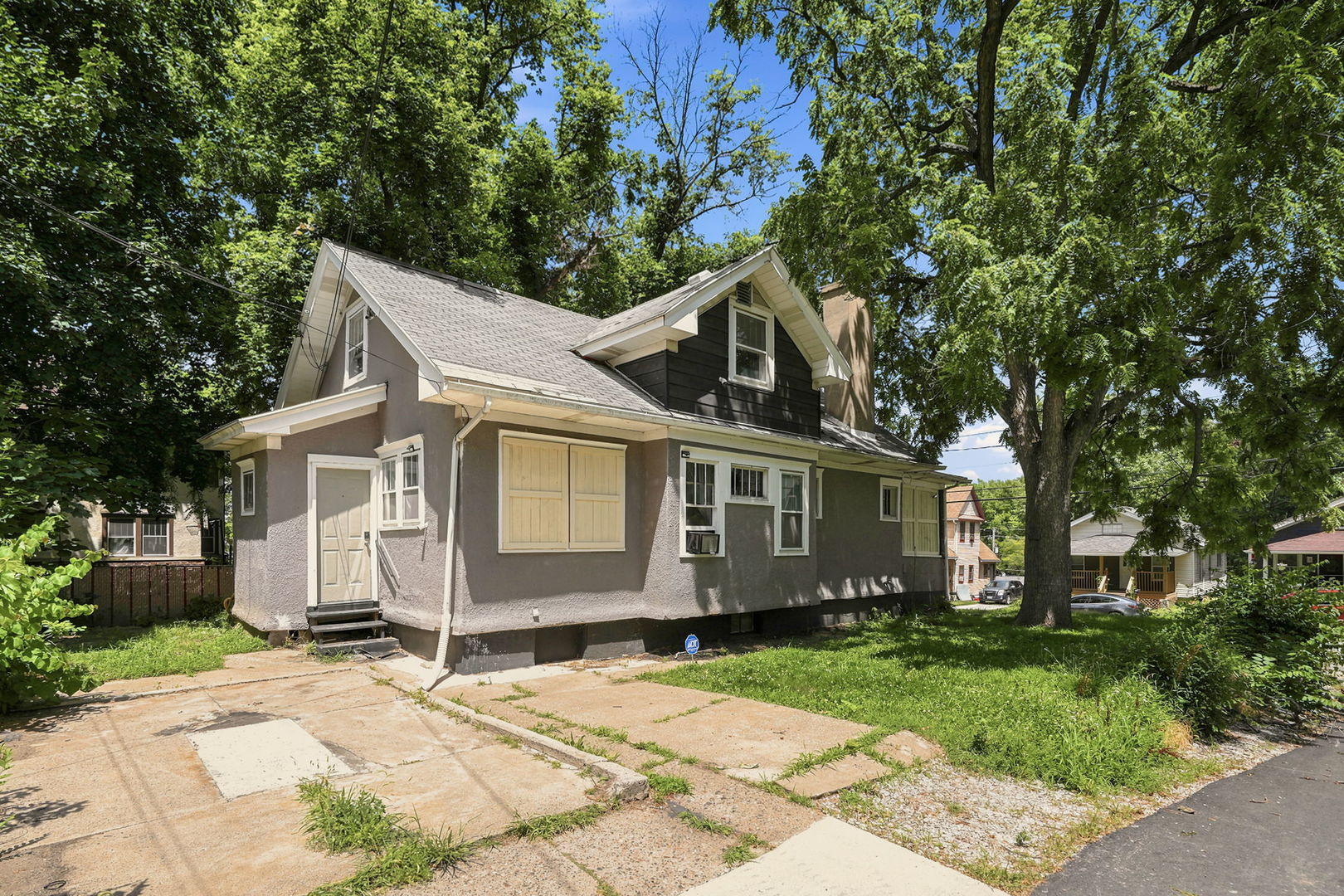 main property photo 19