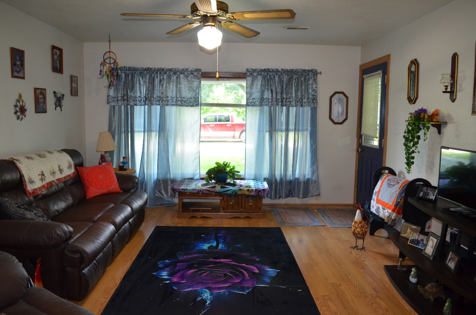 main property photo 6