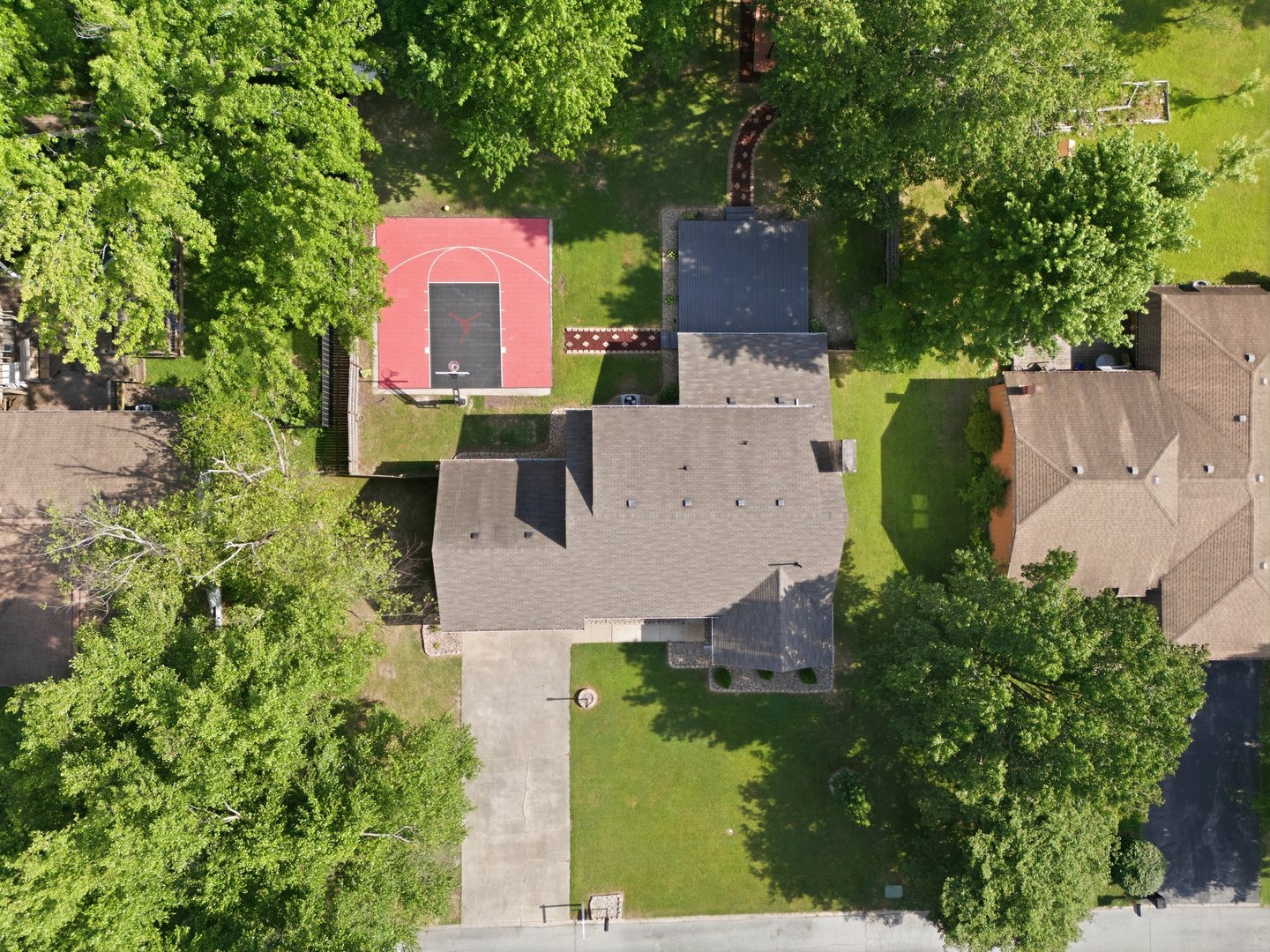 main property photo 34