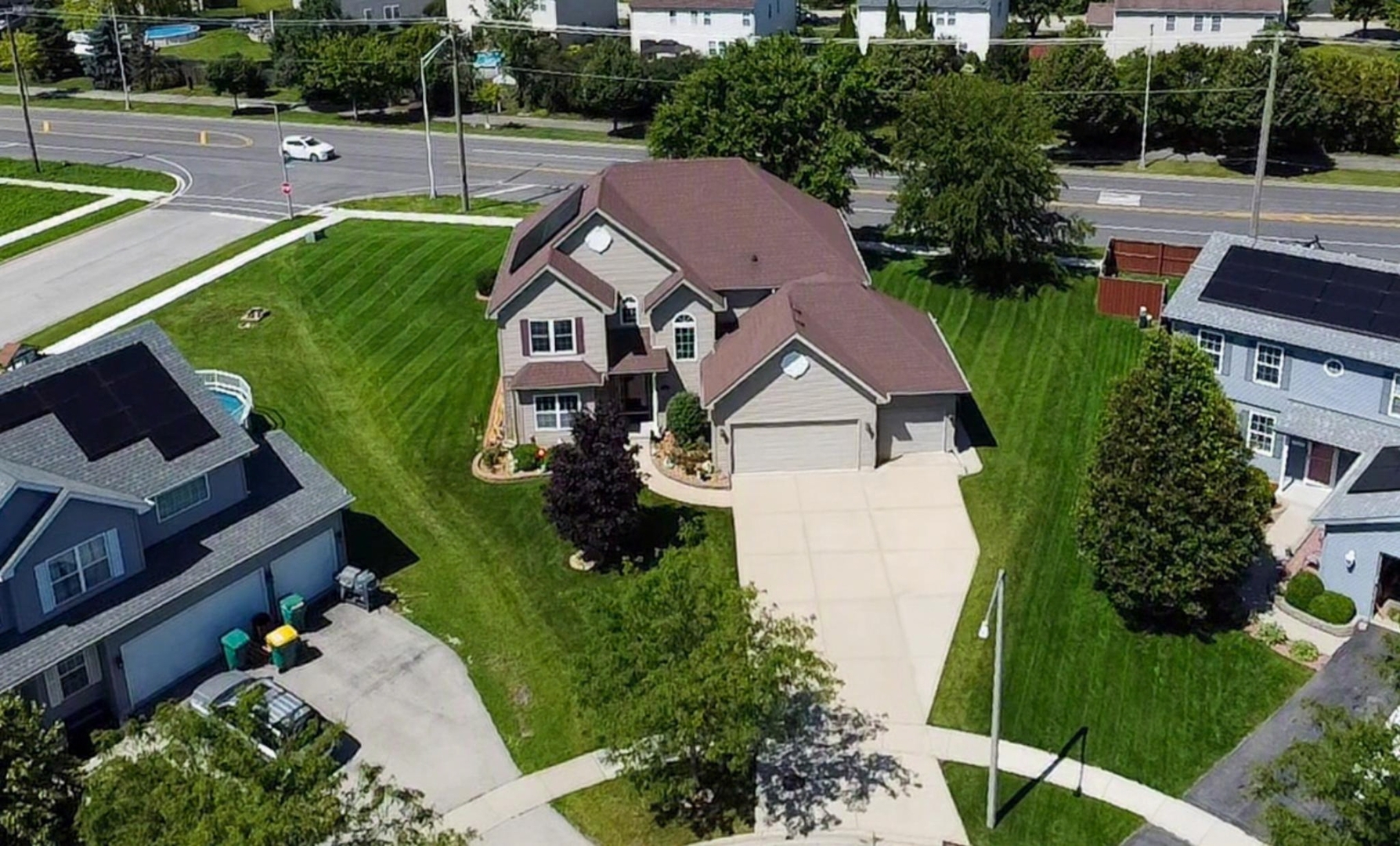 main property photo 8