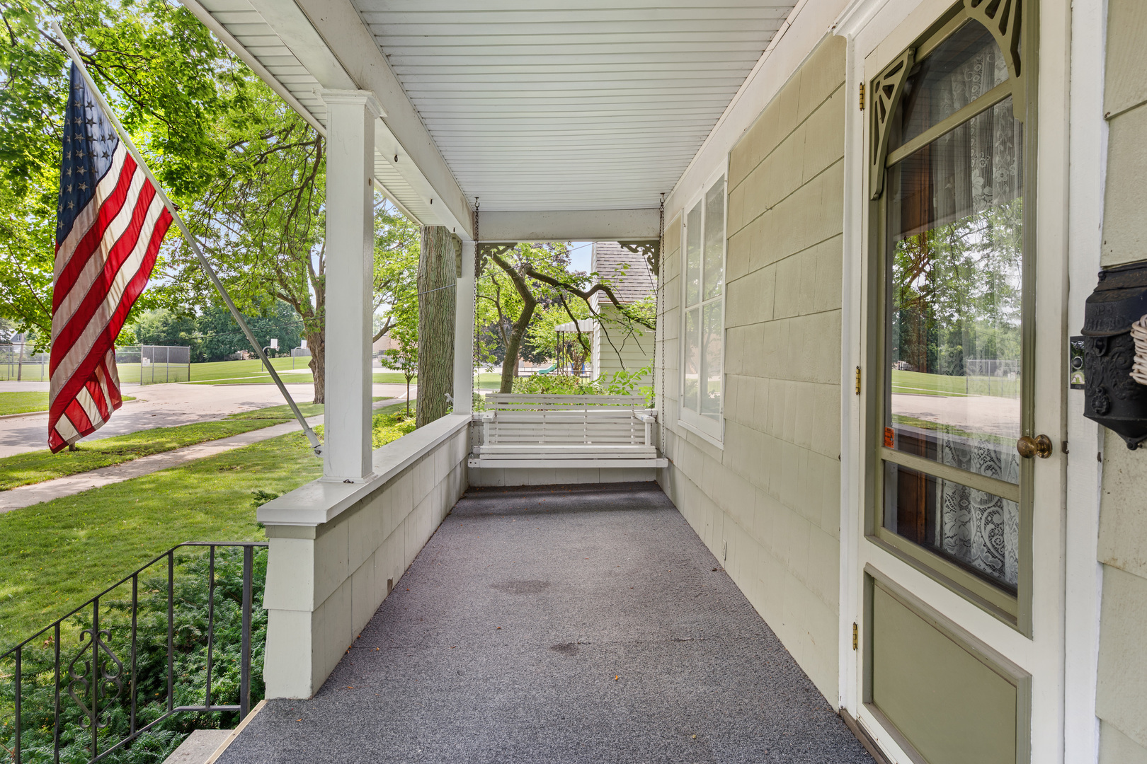 main property photo 4