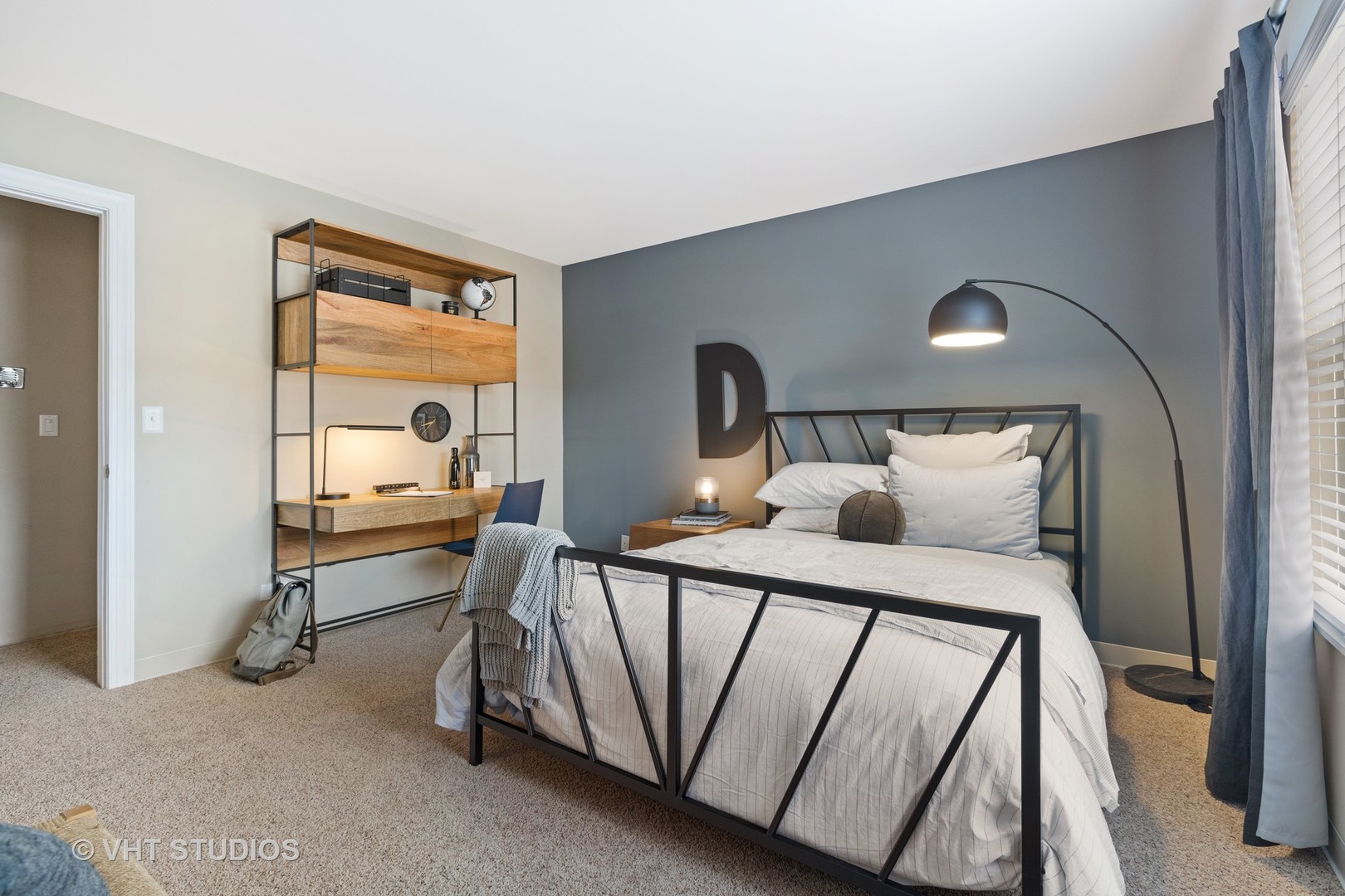 main property photo 22