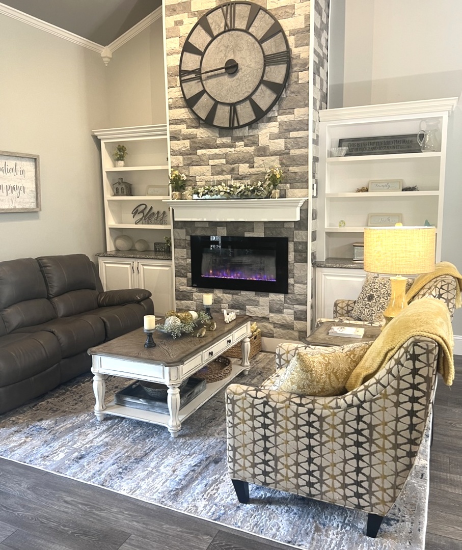 main property photo 5