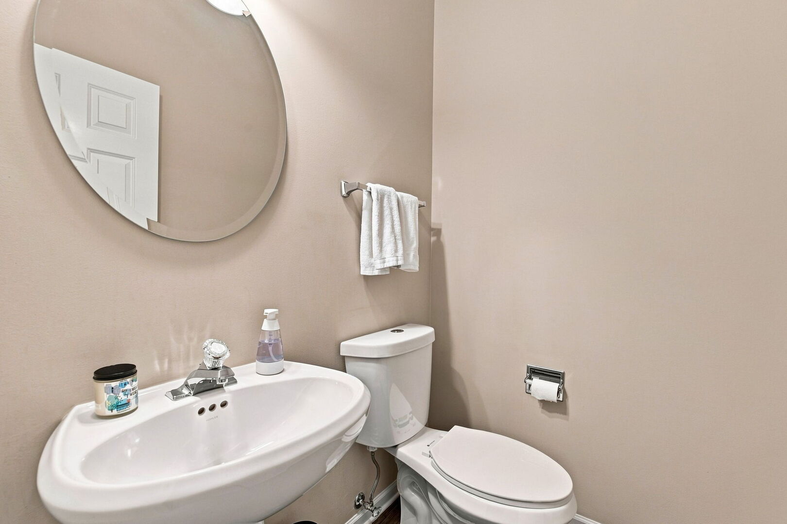 main property photo 24