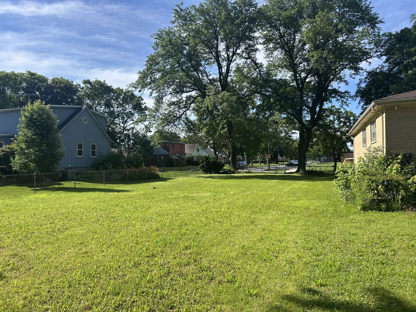 main property photo 12