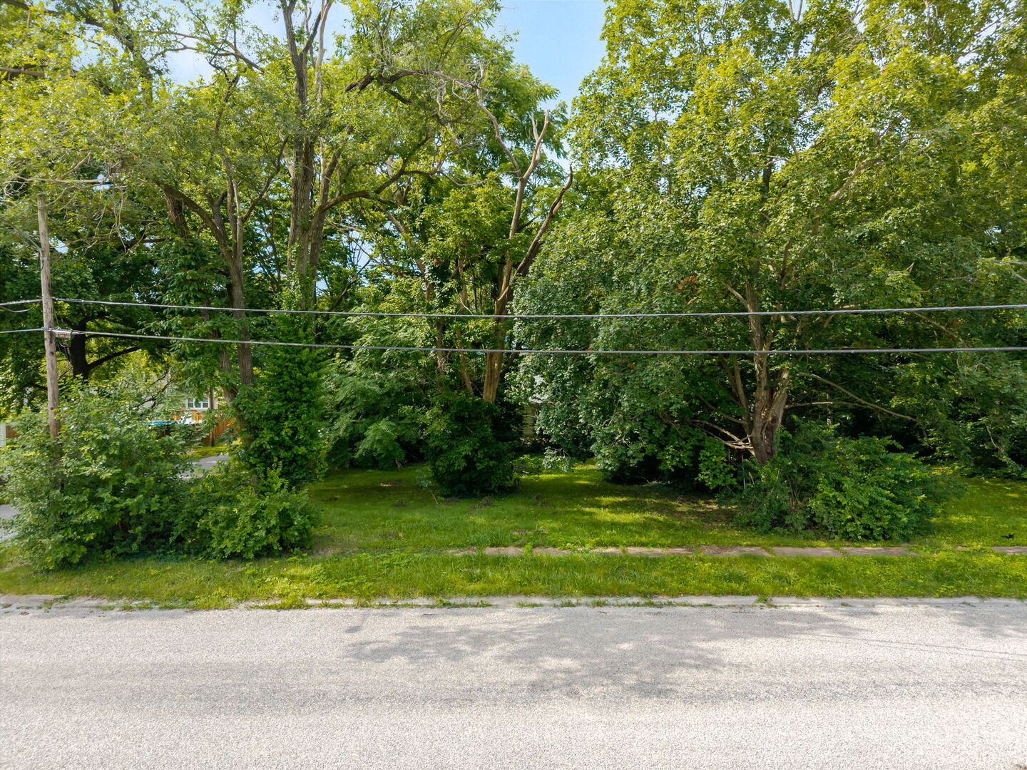 main property photo 7