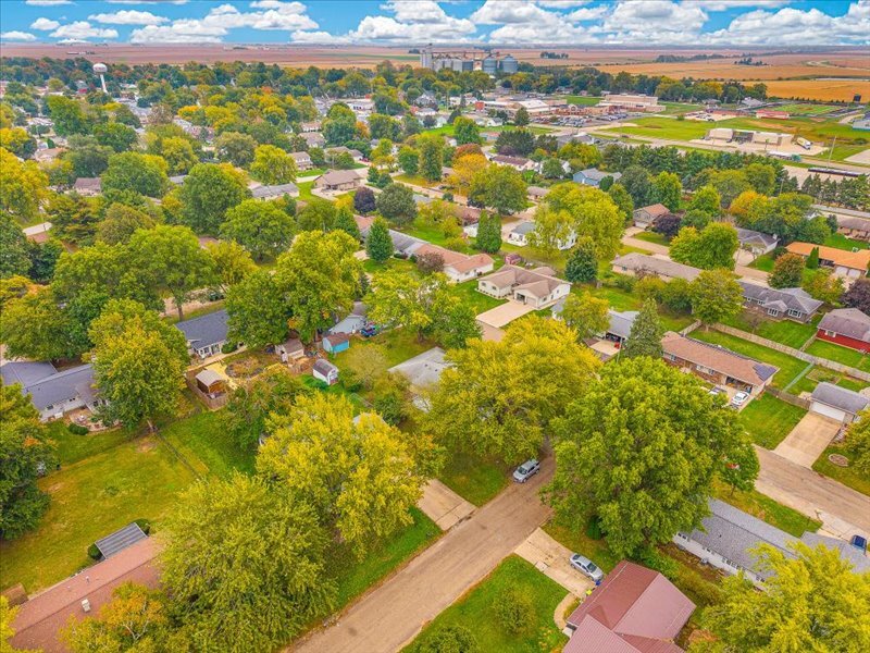 main property photo 46