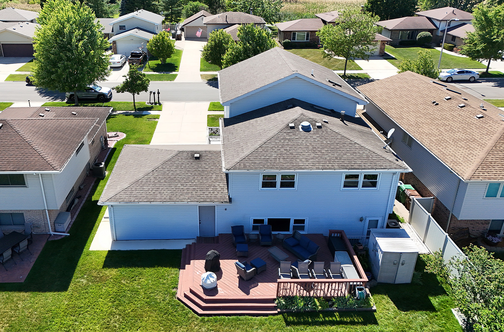 main property photo 40