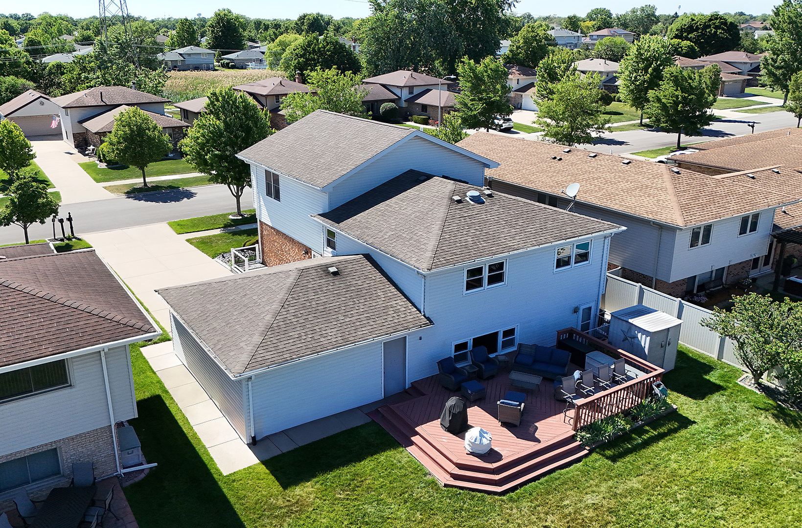 main property photo 41