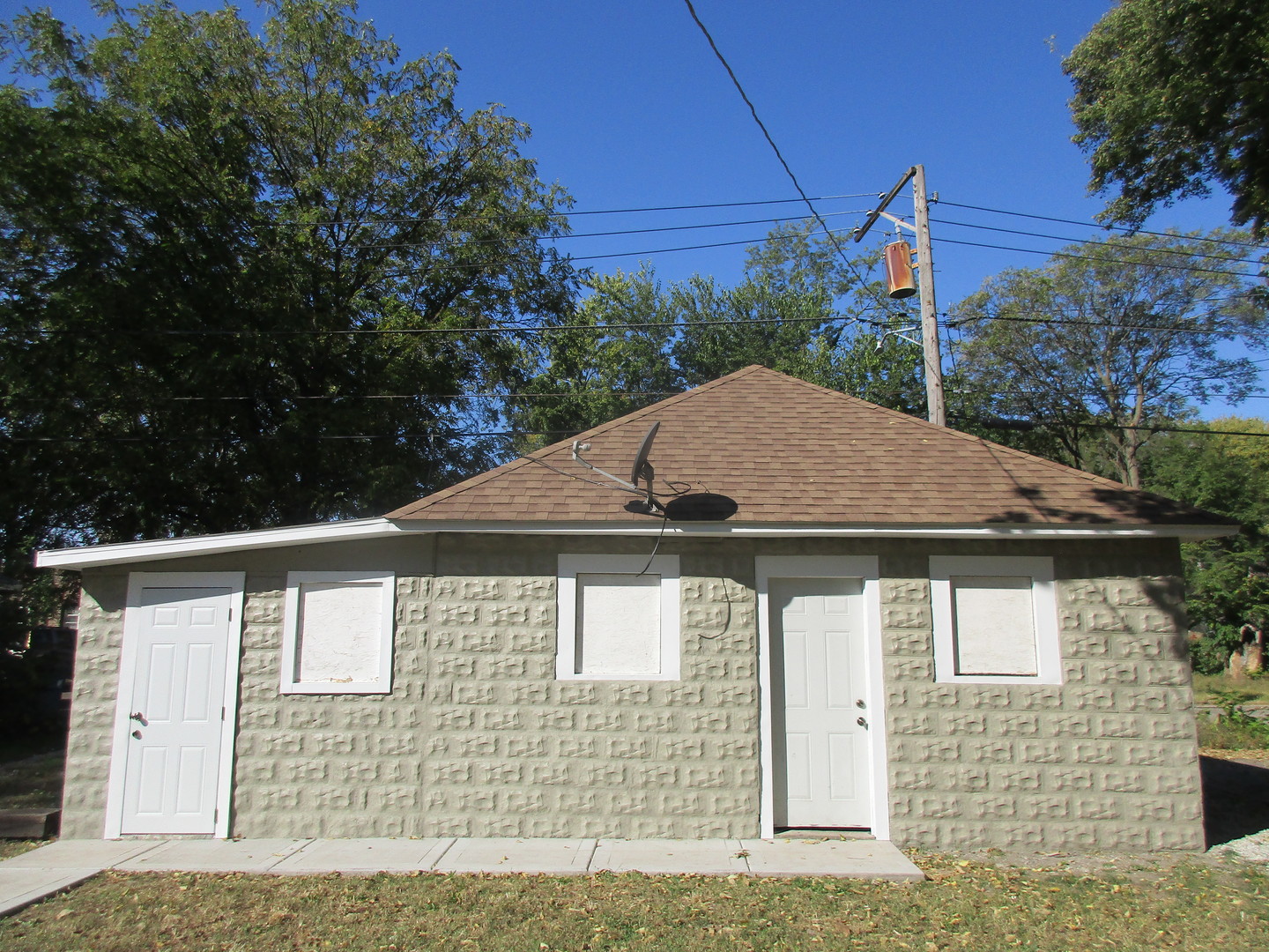 main property photo 36