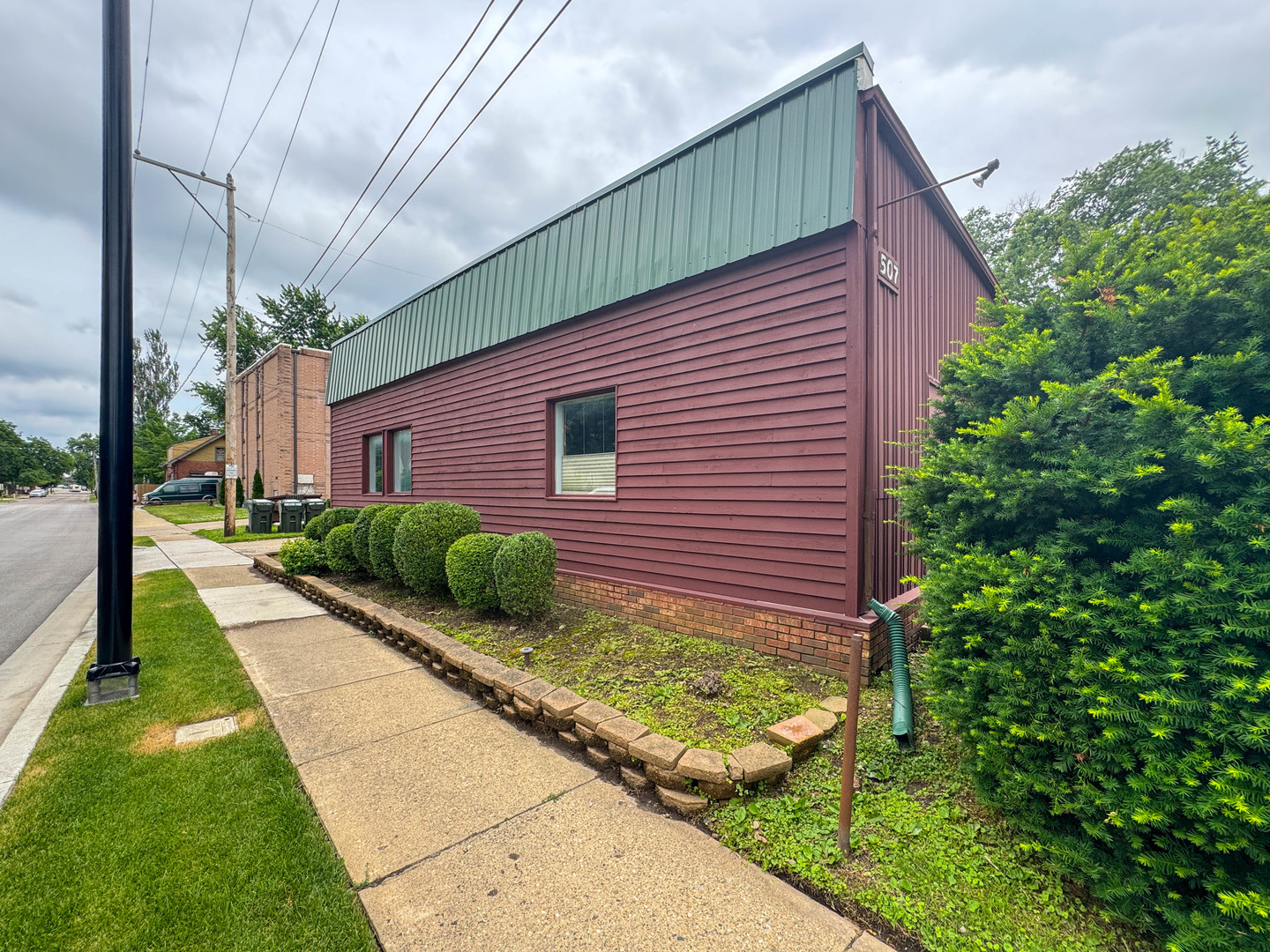 main property photo 3