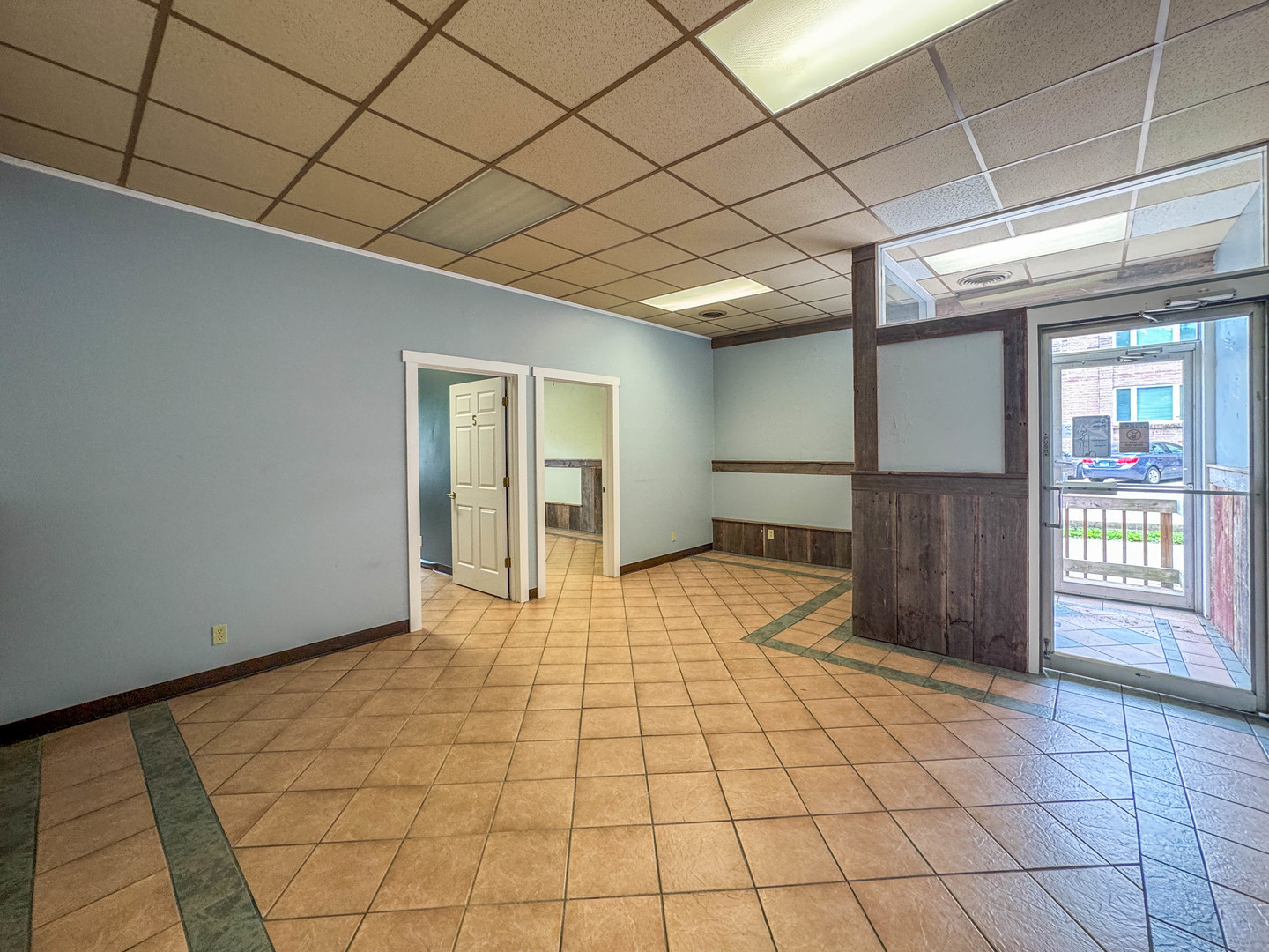 main property photo 7
