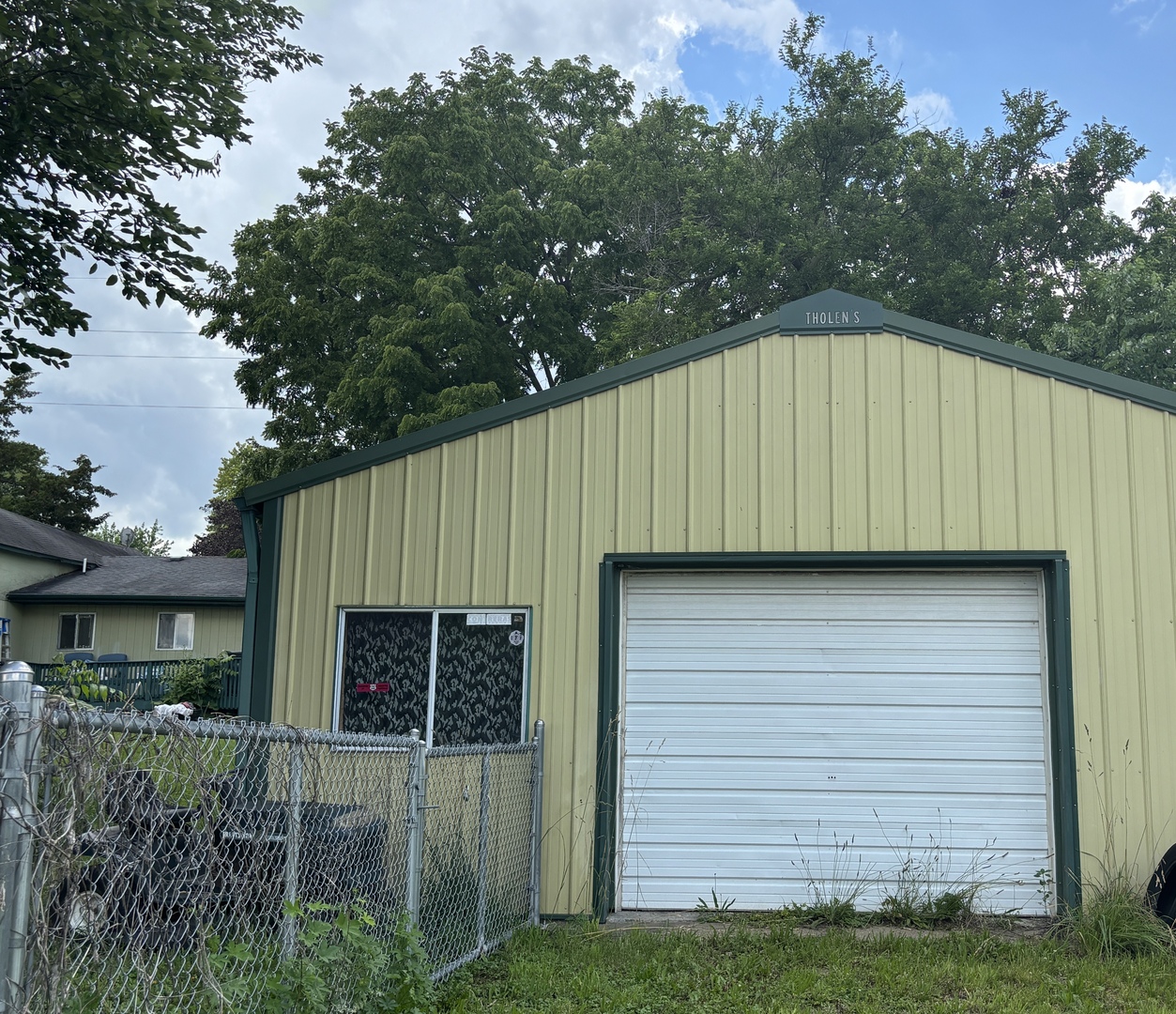main property photo 11