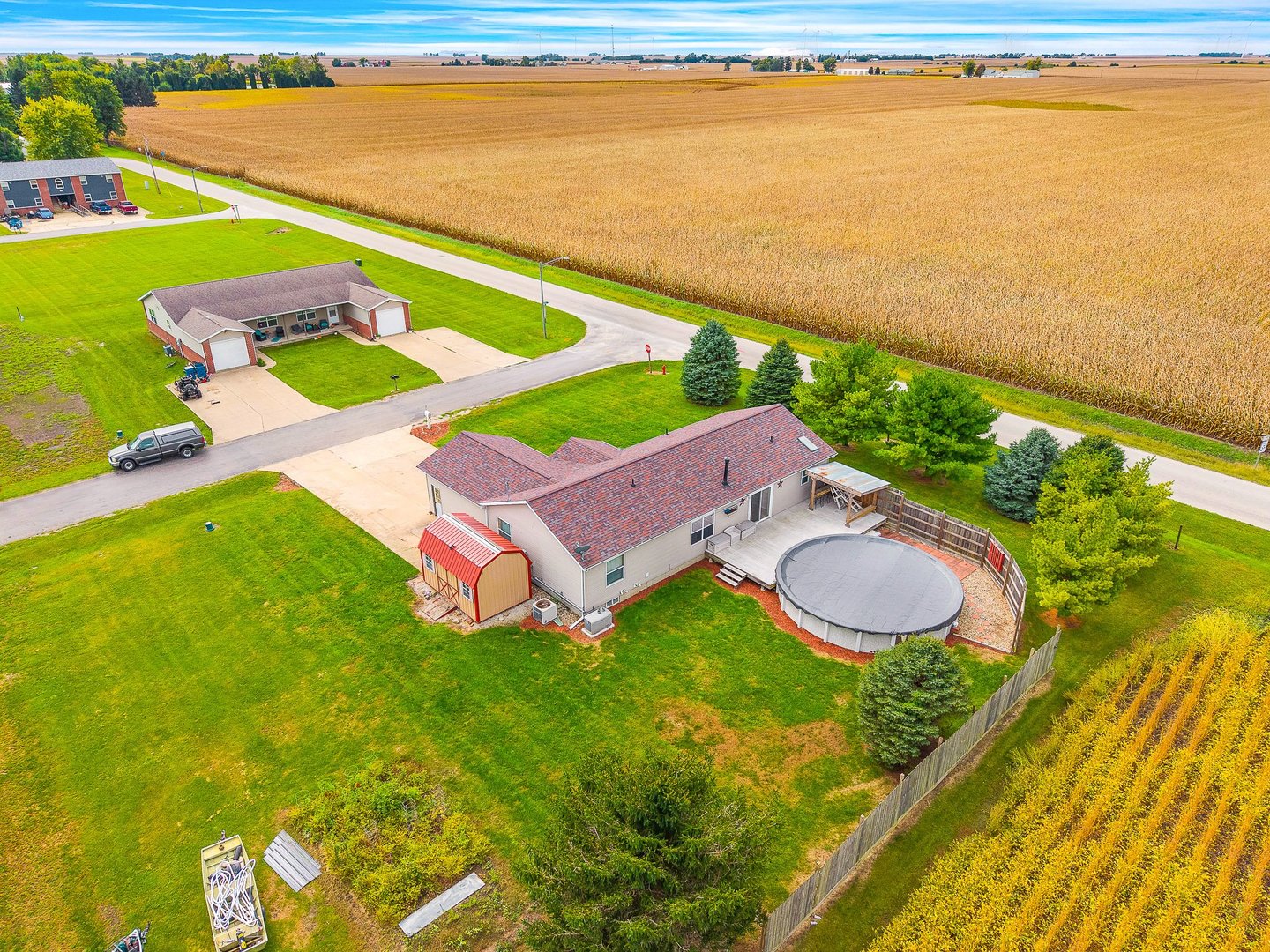 main property photo 39
