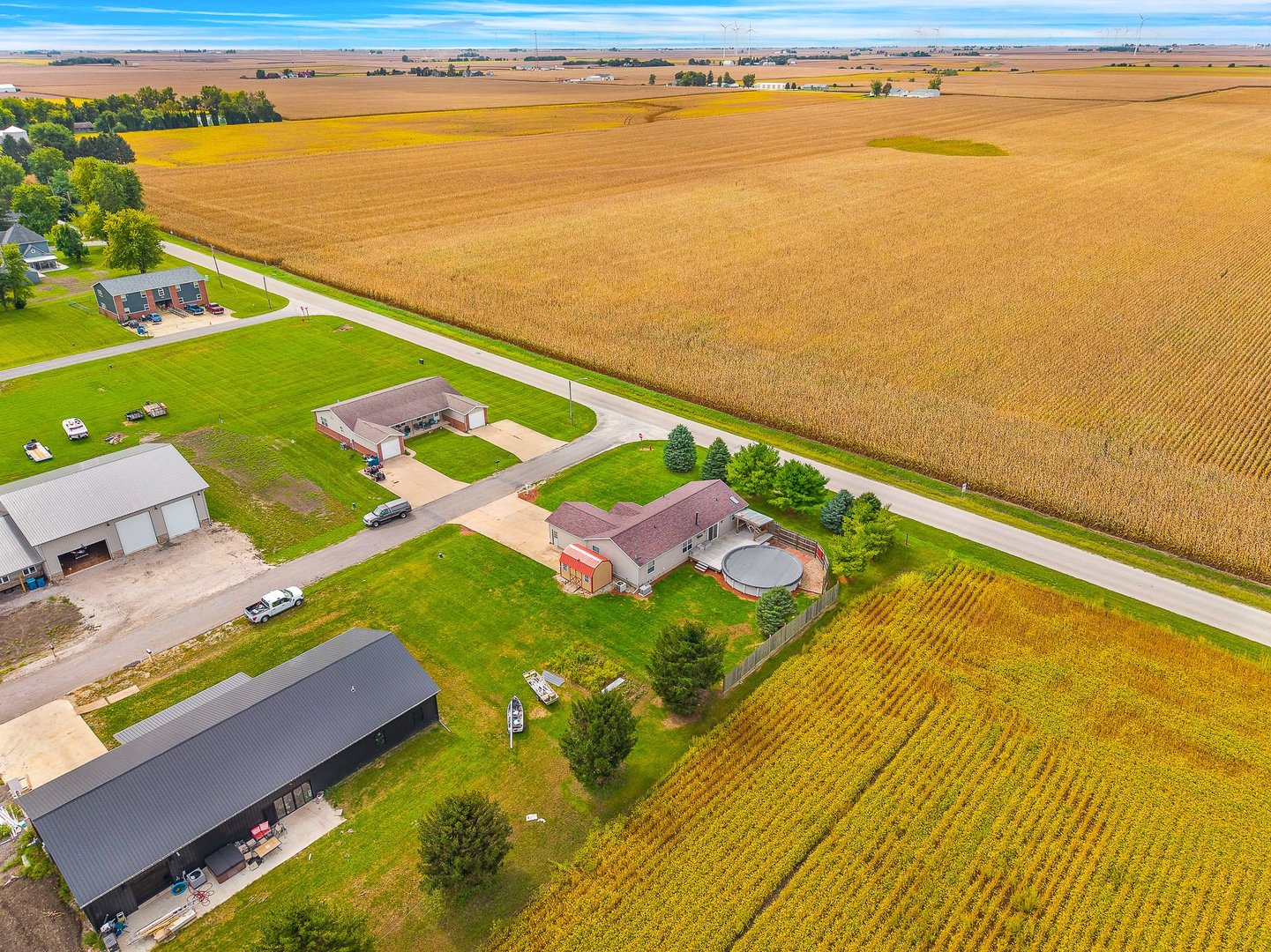 main property photo 45