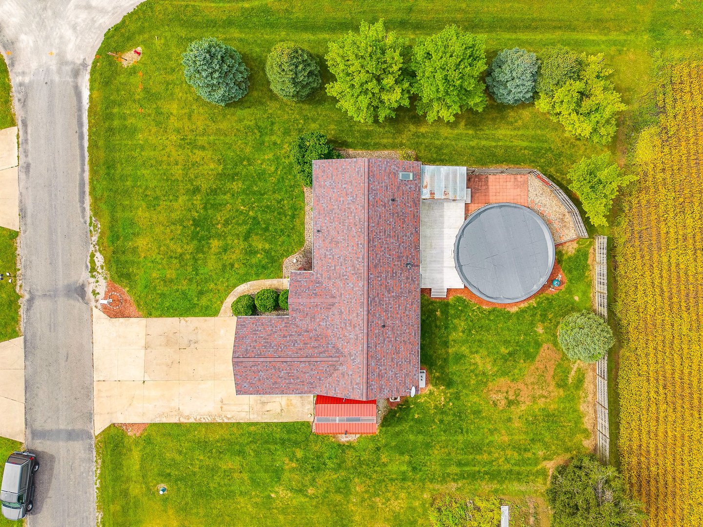 main property photo 47