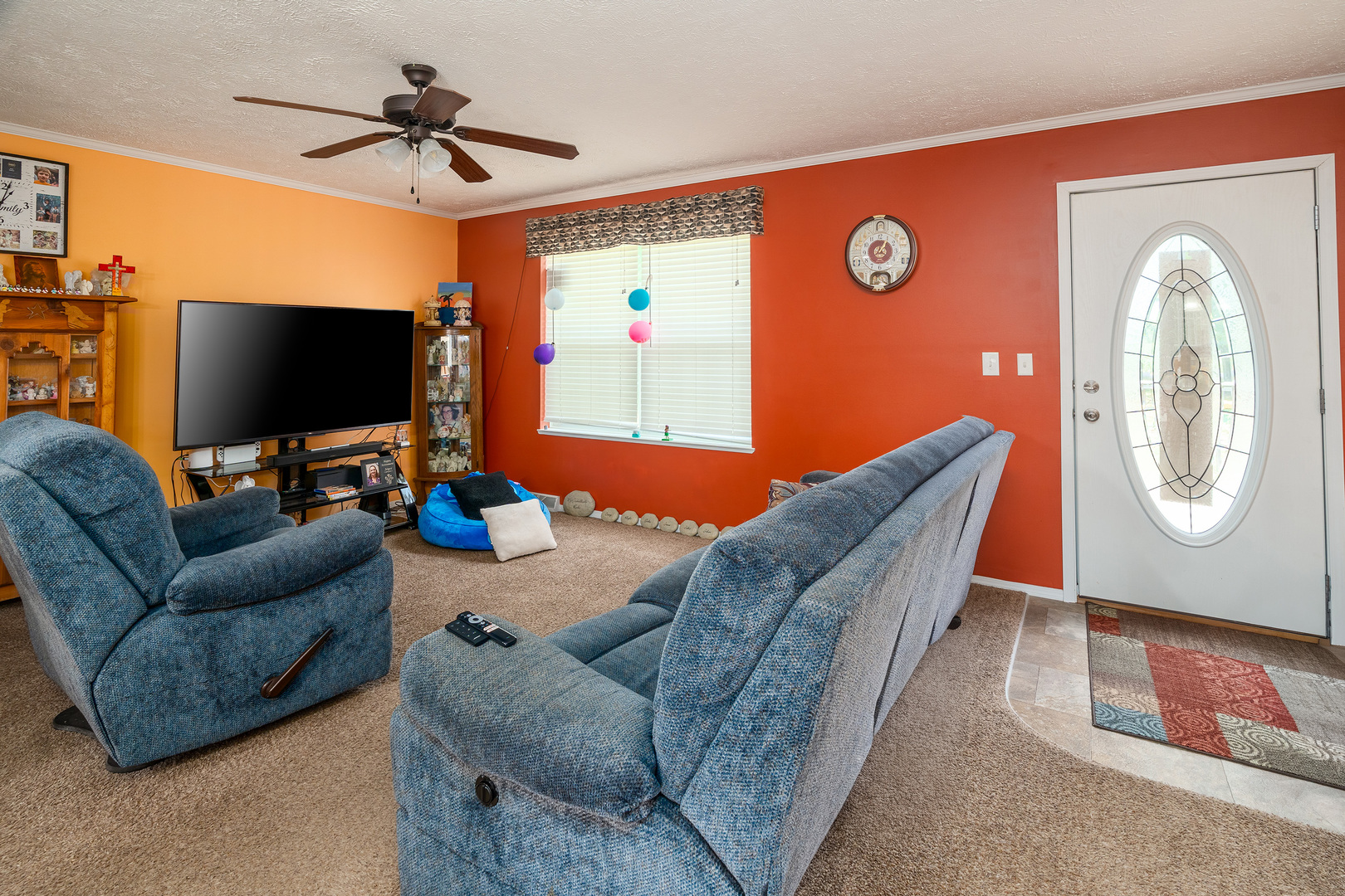 main property photo 5