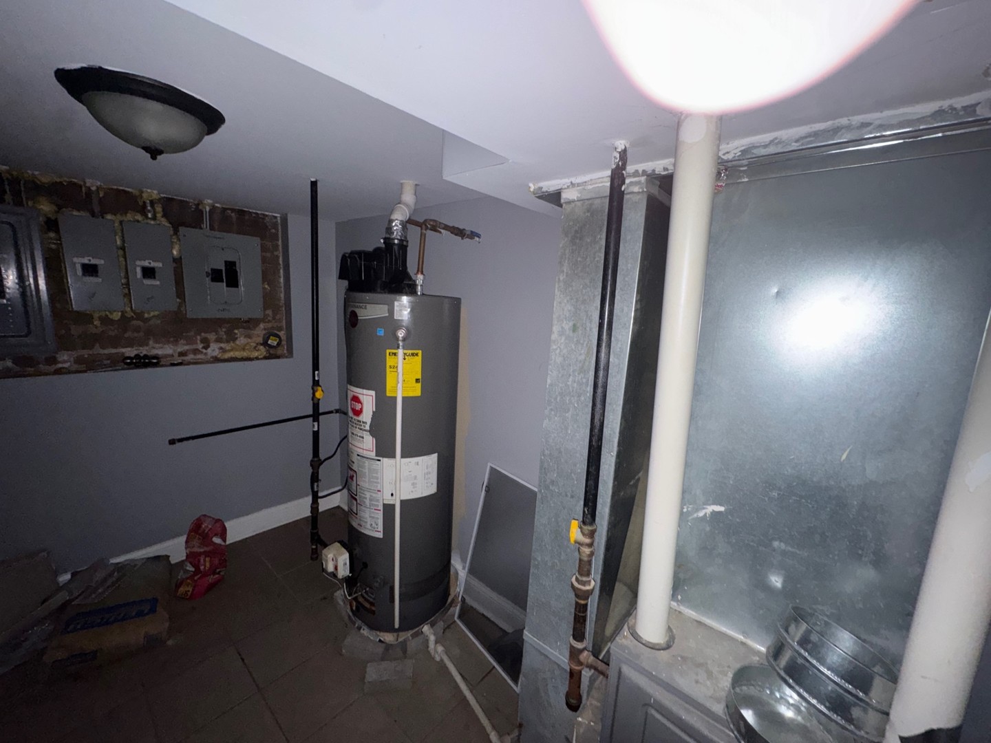 main property photo 7