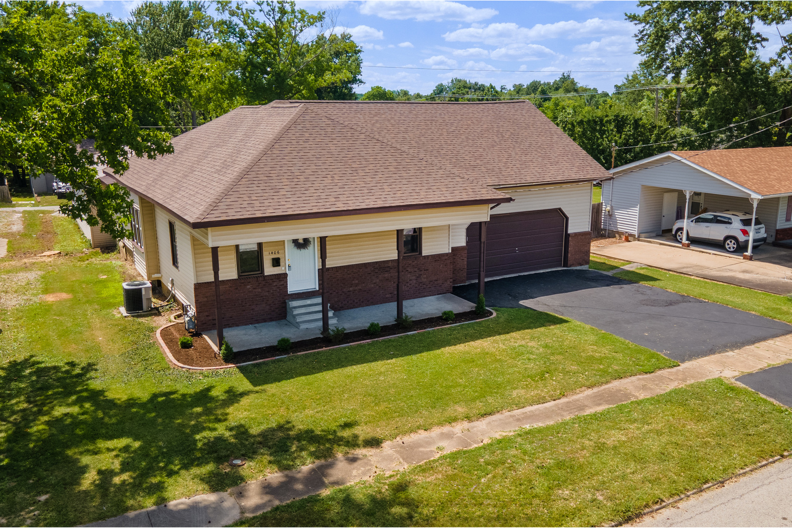 main property photo 46