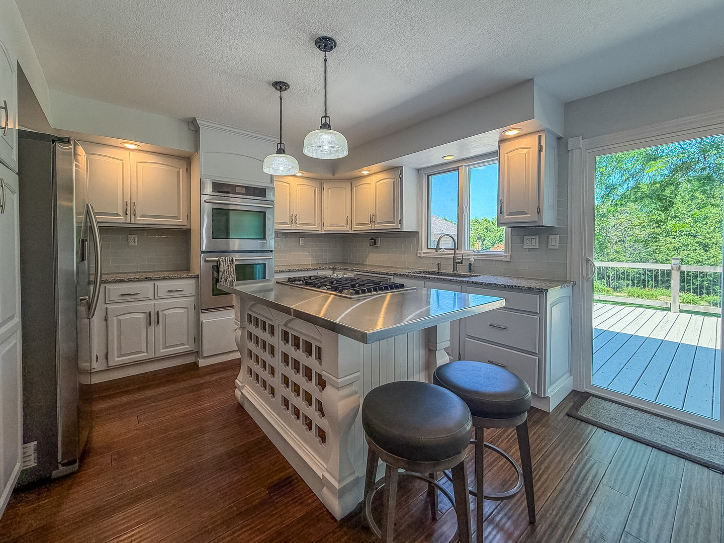 main property photo 19