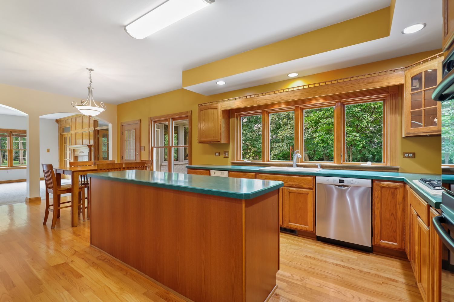 main property photo 17