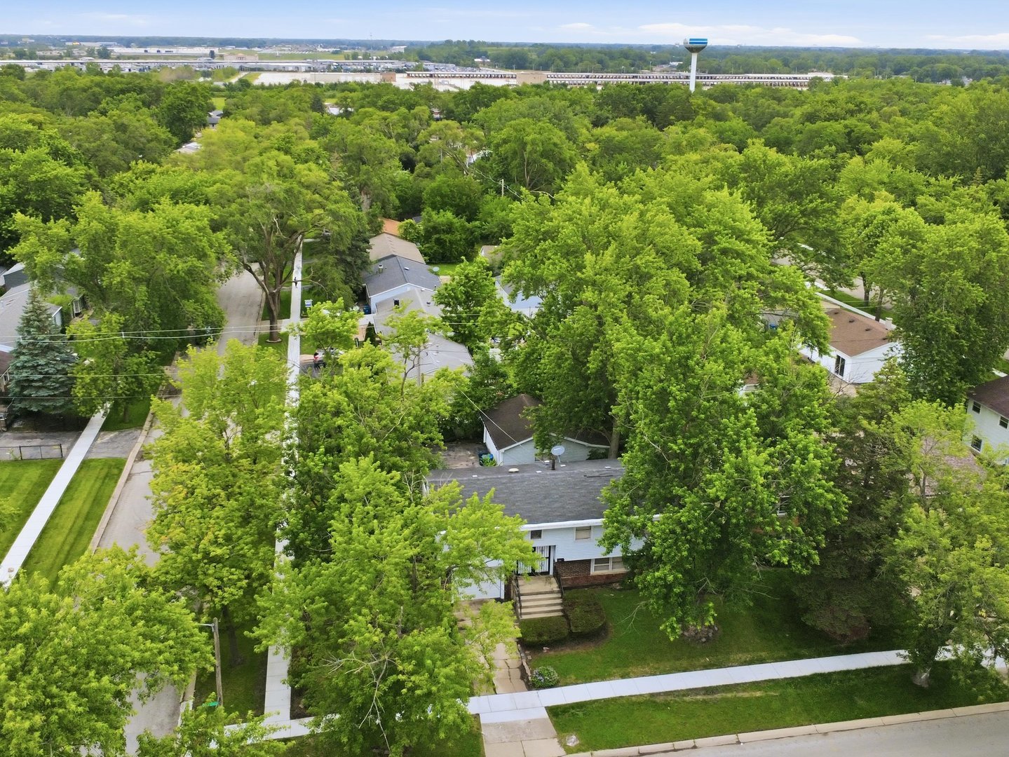 main property photo 39