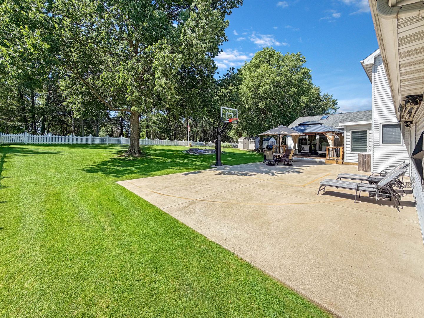main property photo 61
