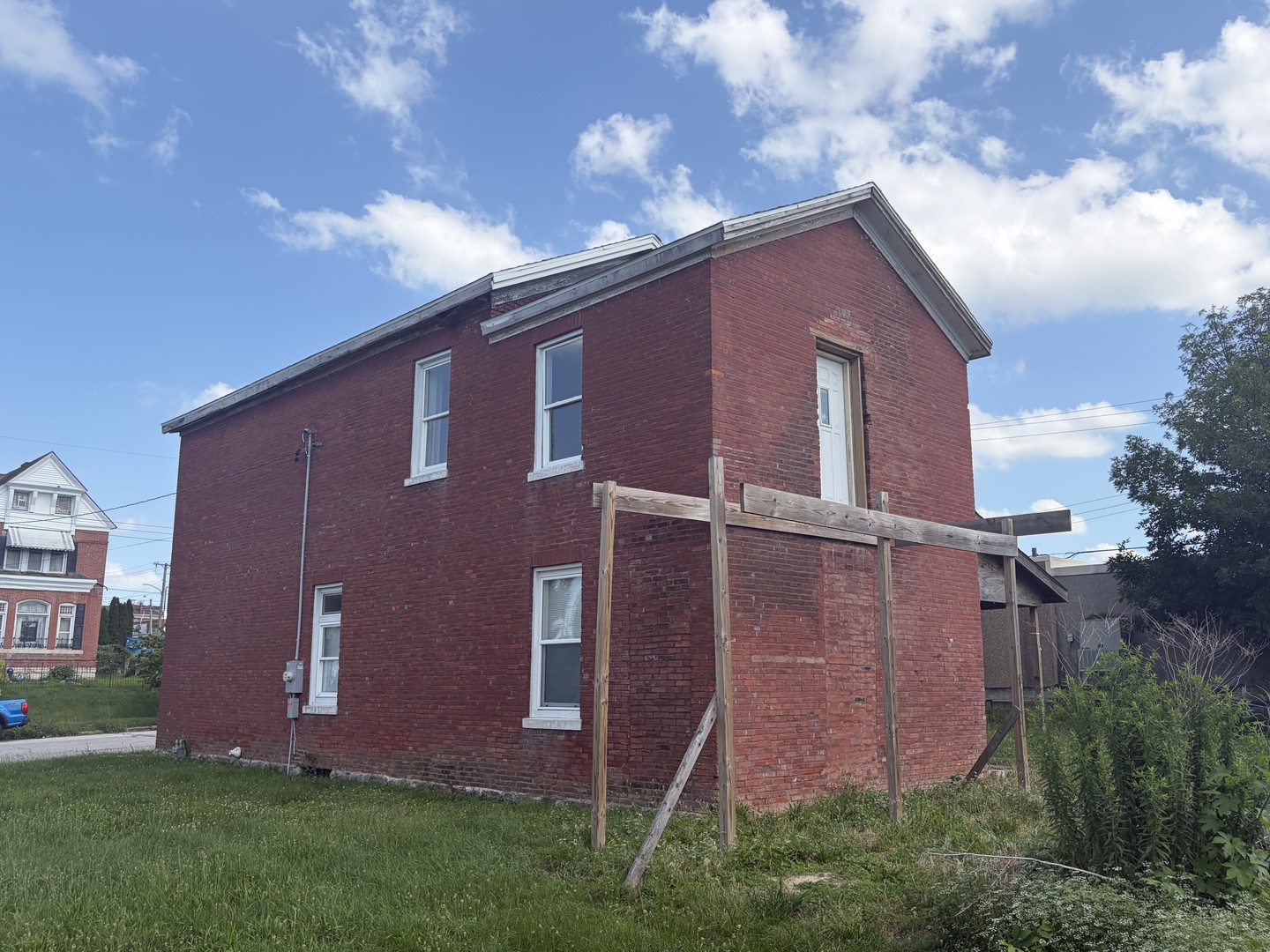 main property photo 19