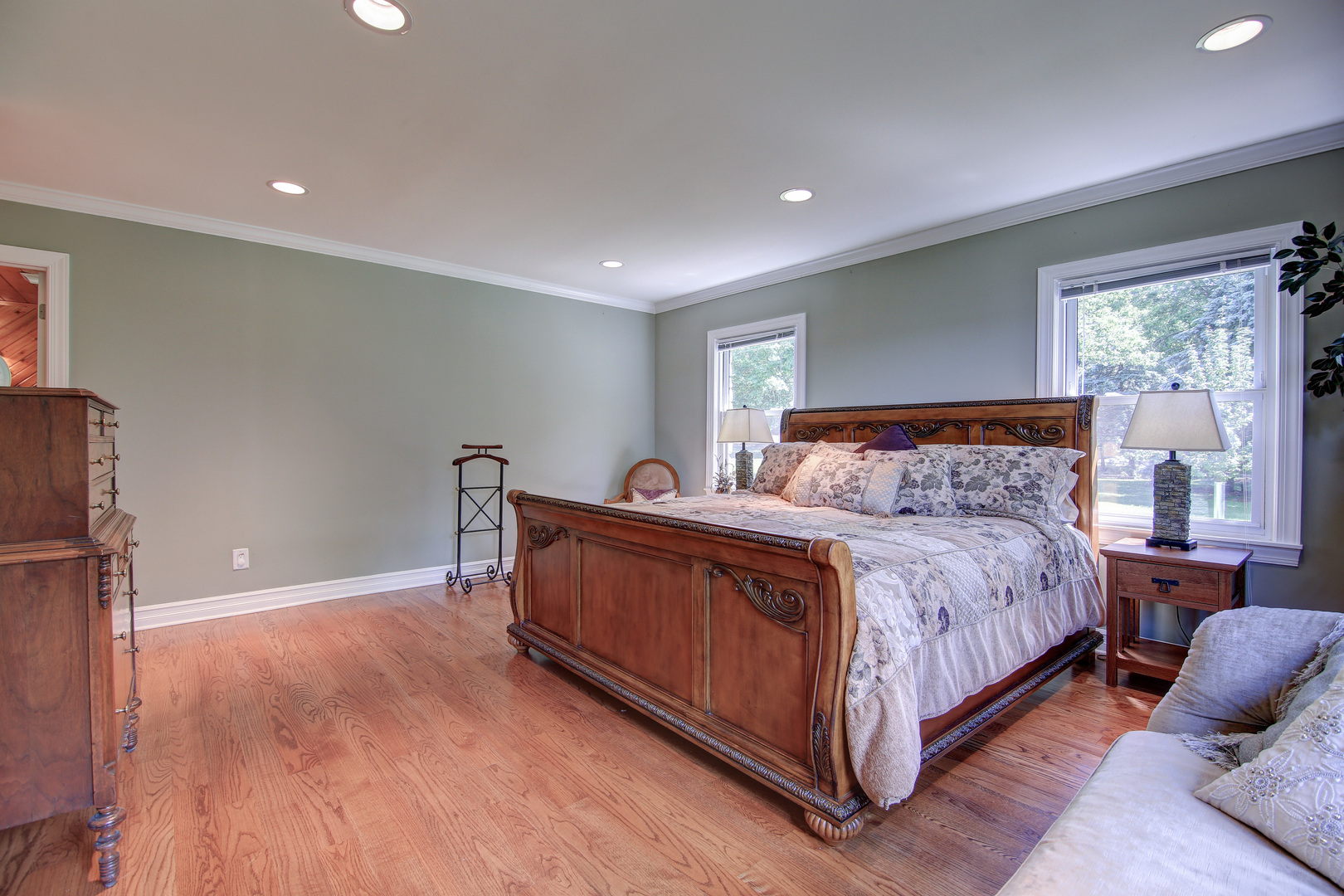 main property photo 44