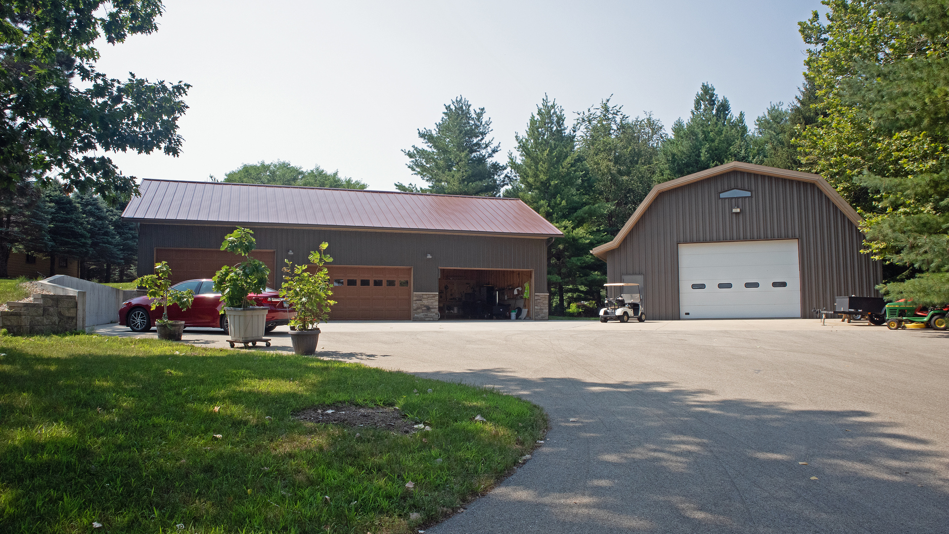 main property photo 76