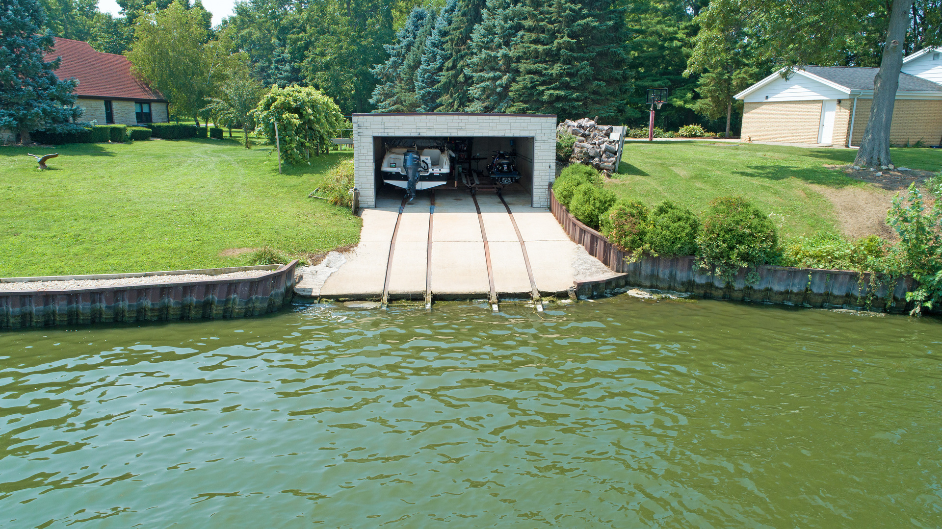 main property photo 88