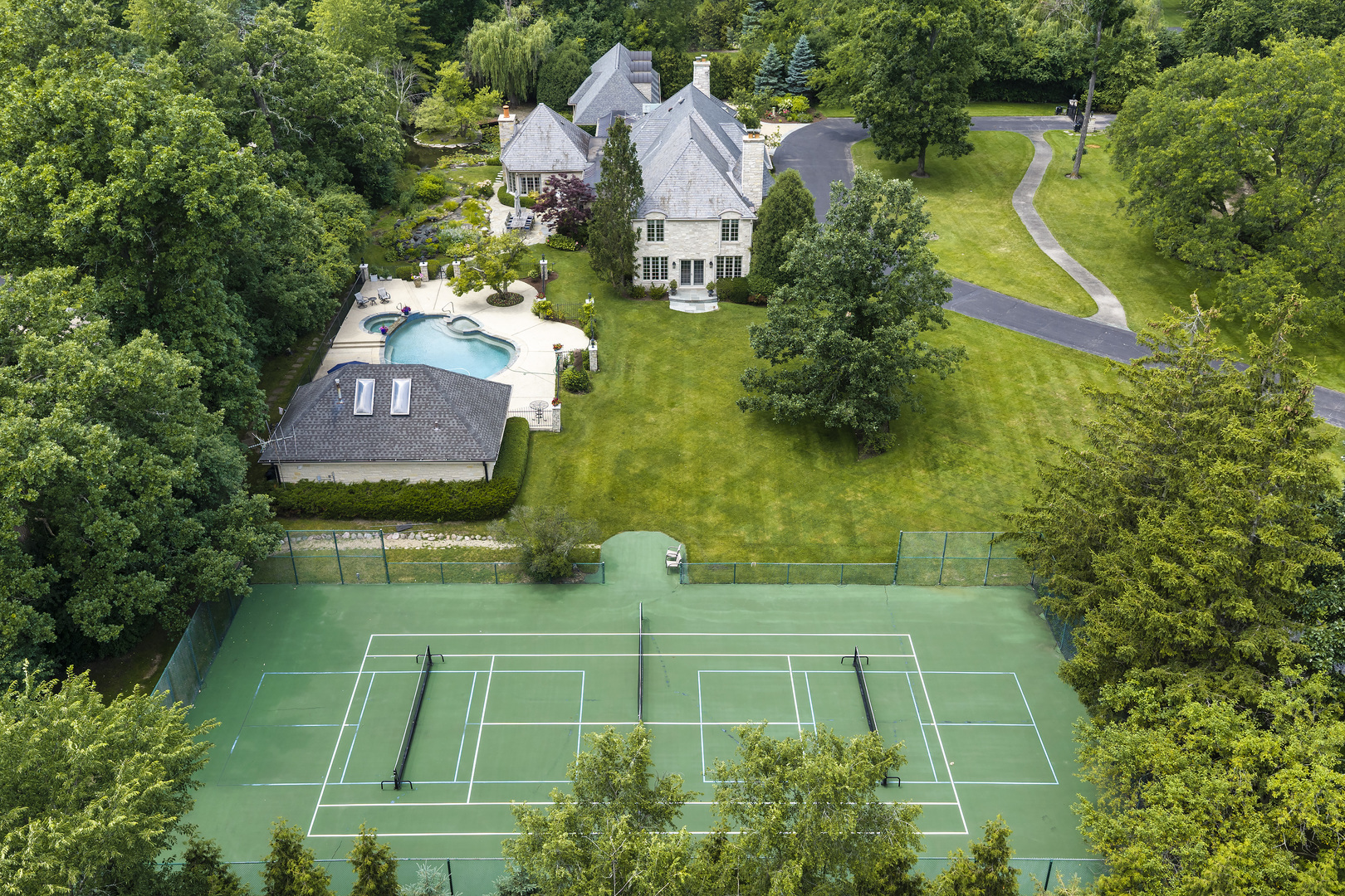main property photo 5