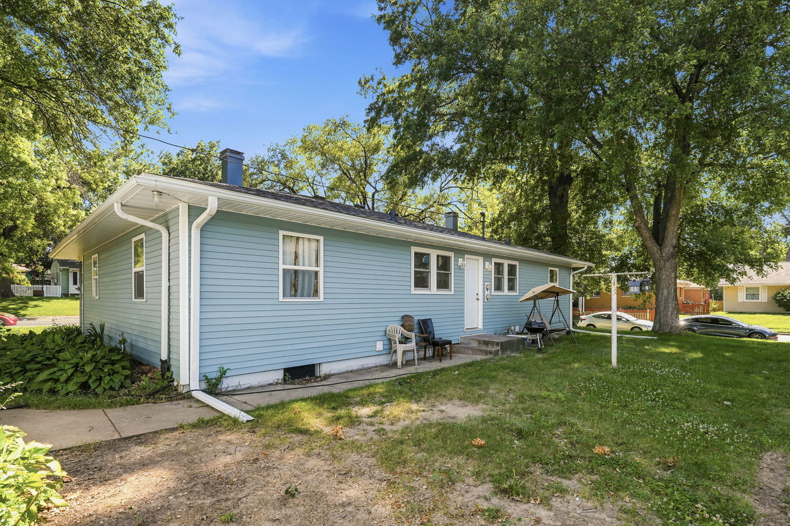 main property photo 19