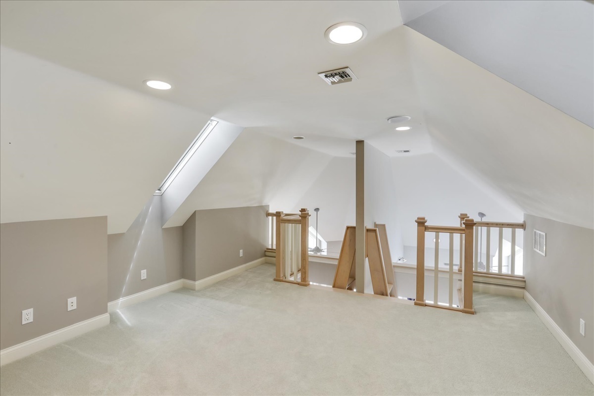 main property photo 67