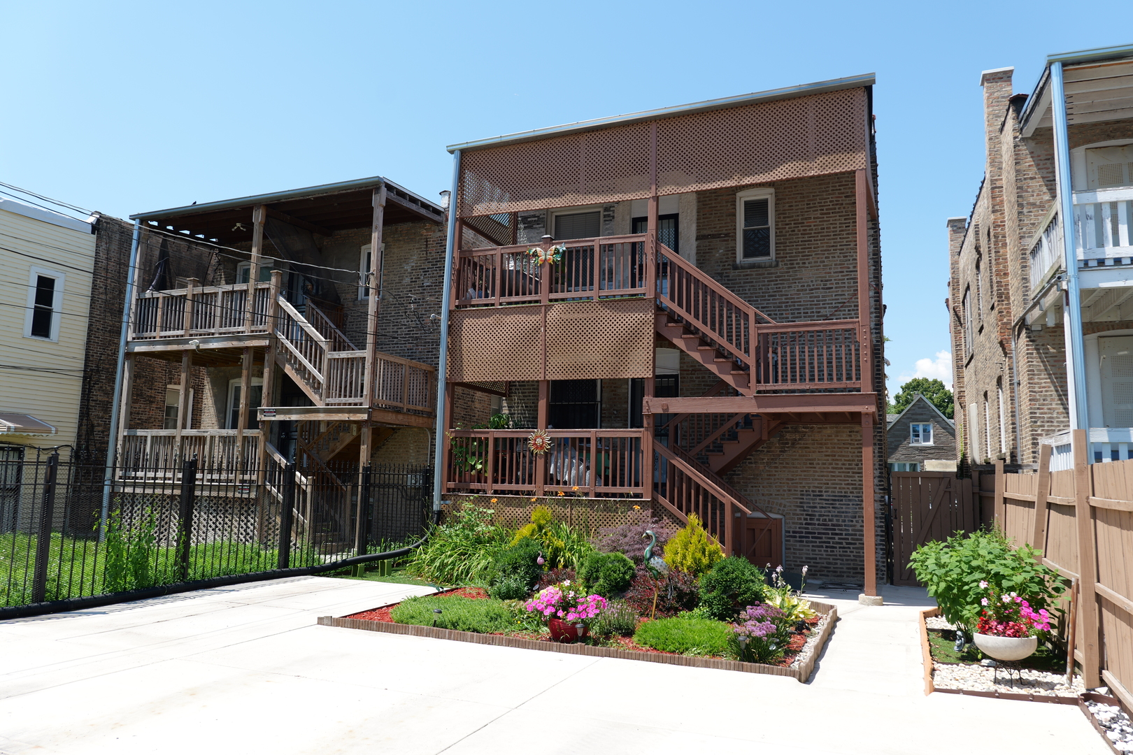 main property photo 7