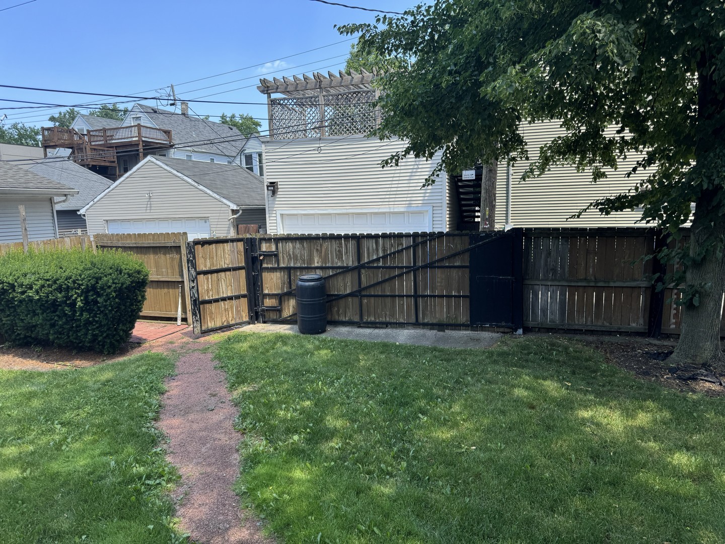 main property photo 49