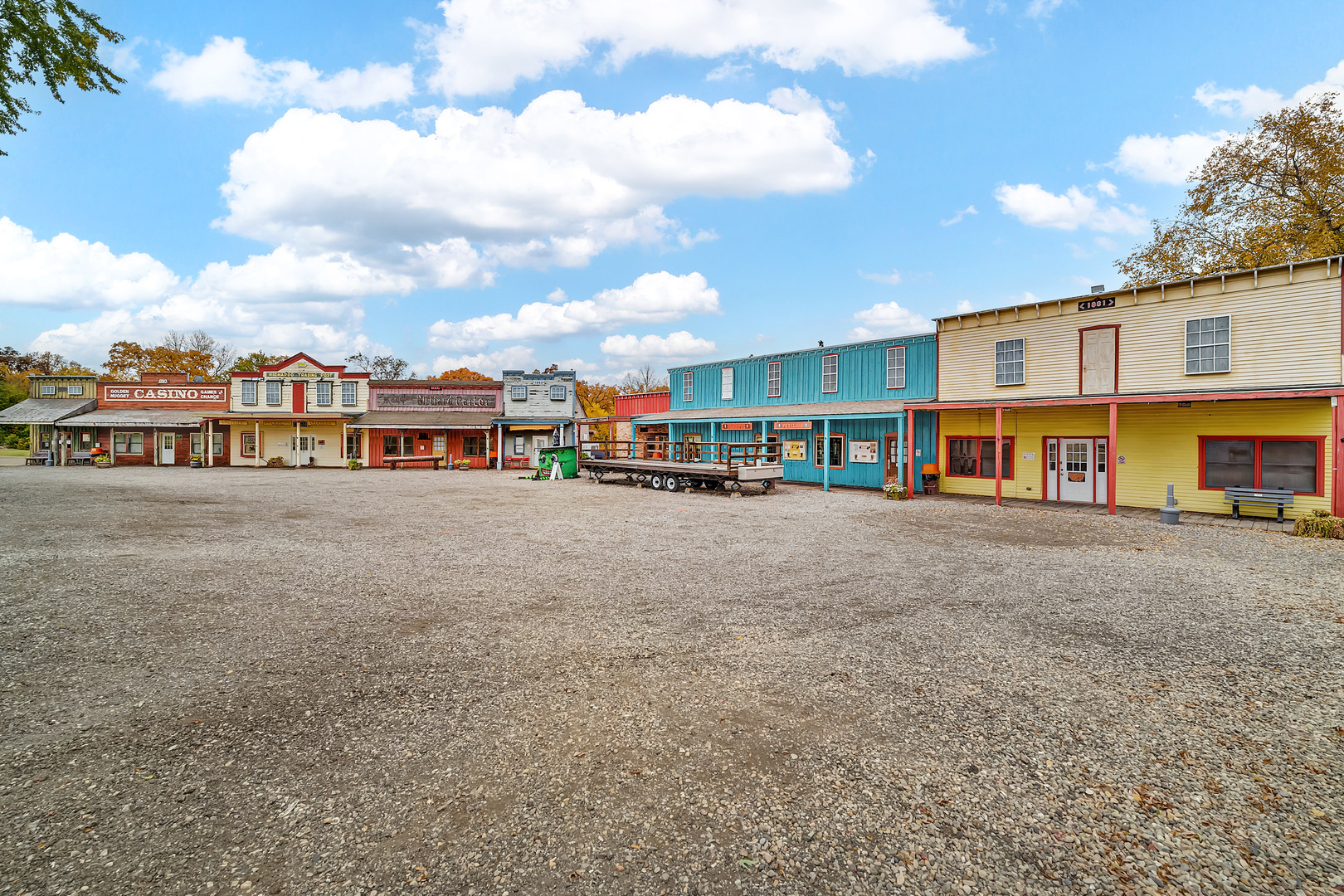main property photo 43