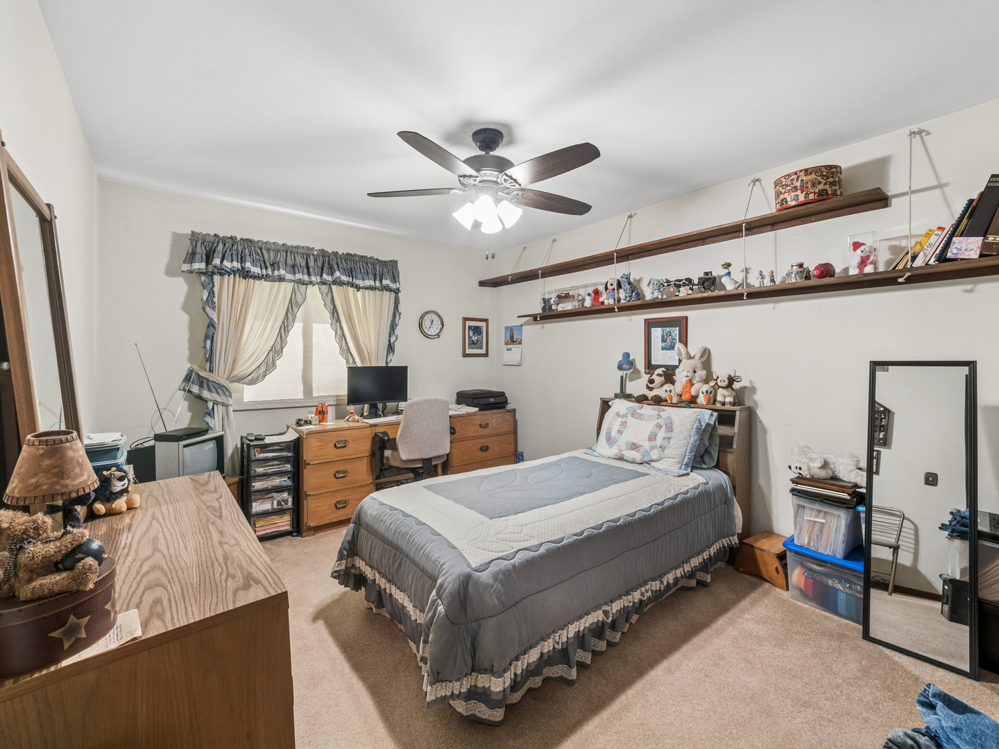 main property photo 18