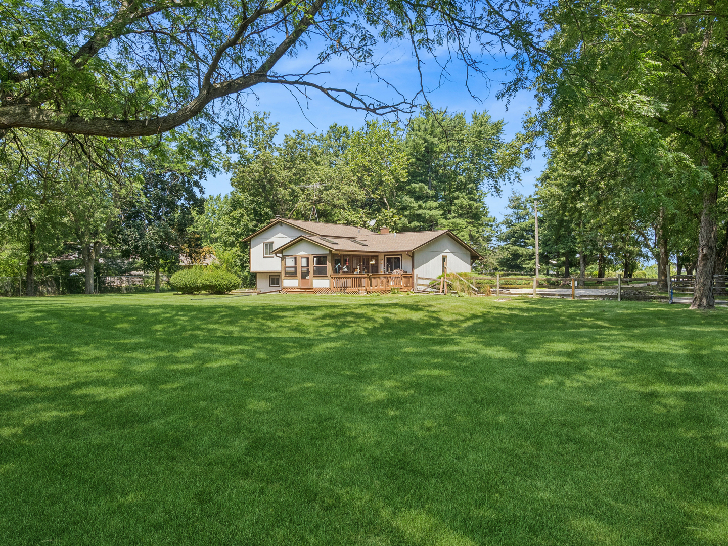 main property photo 29