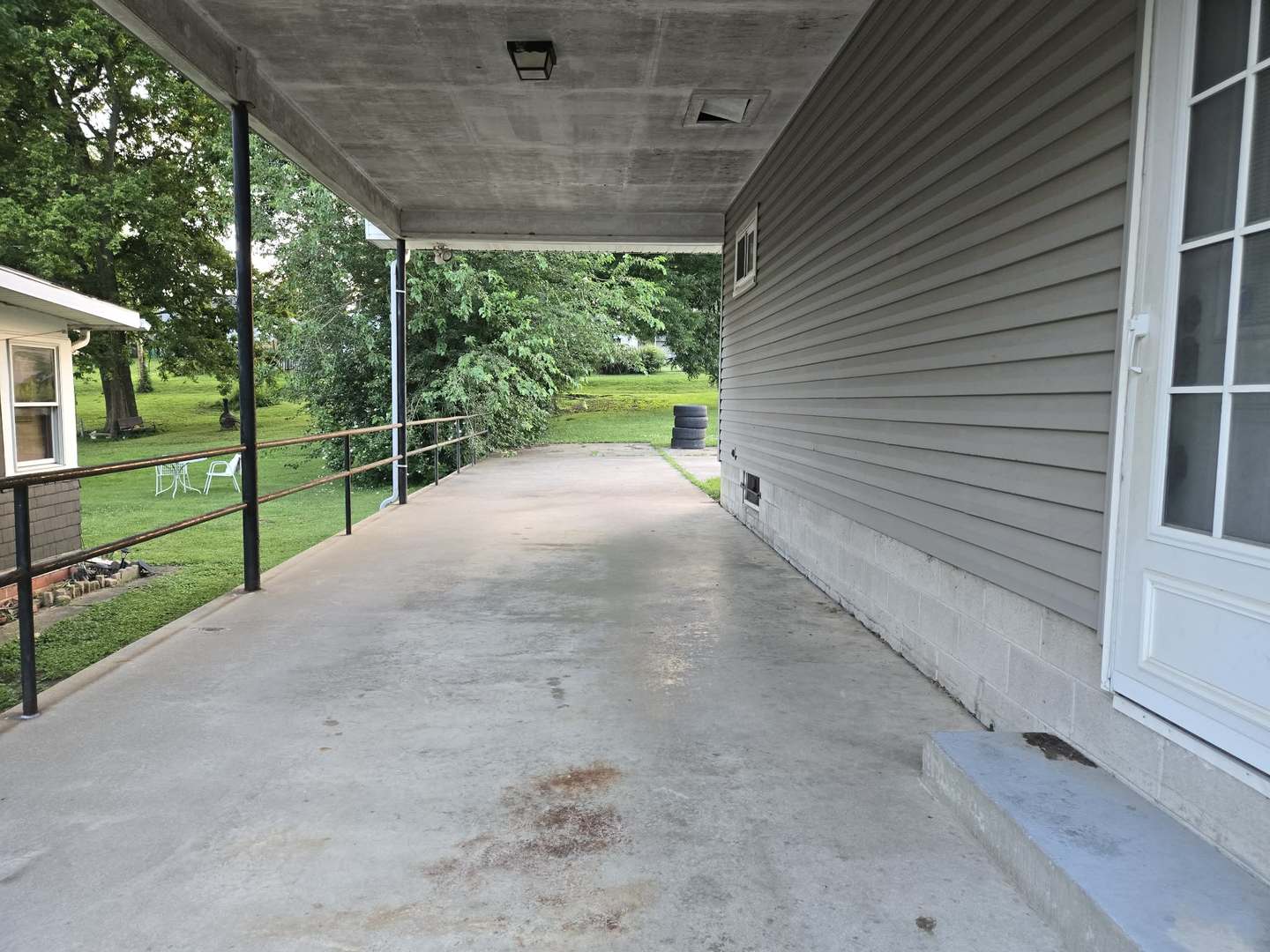 main property photo 13